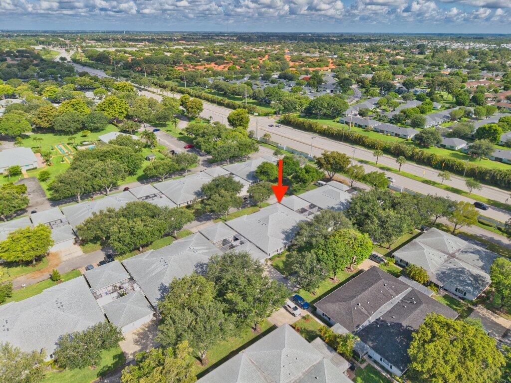 LIMETREE CONDO - Residential