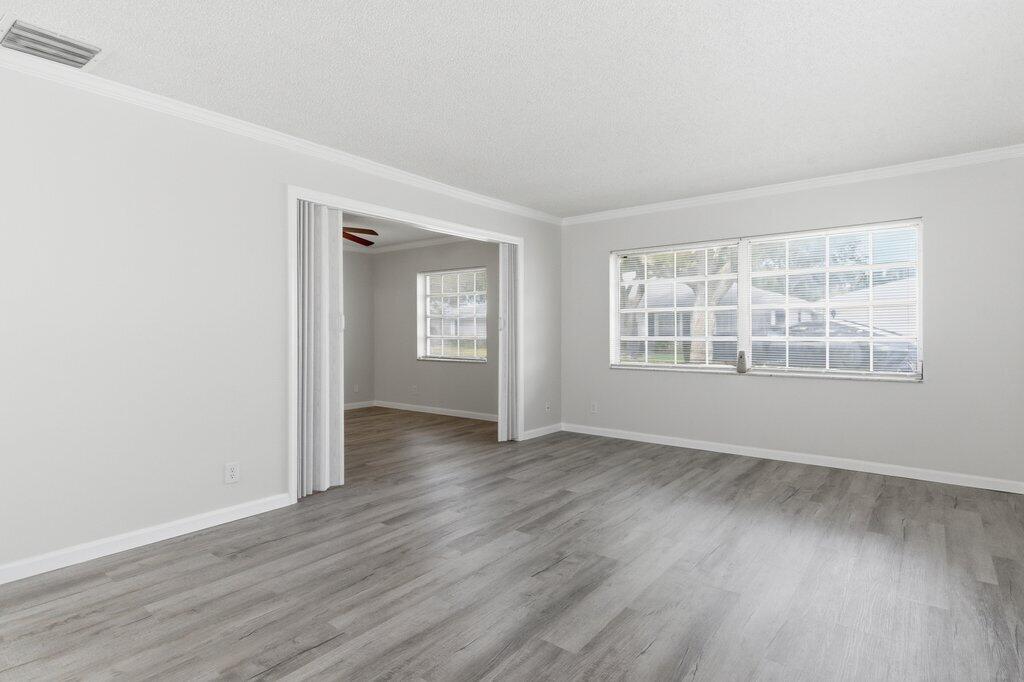 LIMETREE CONDO - Residential