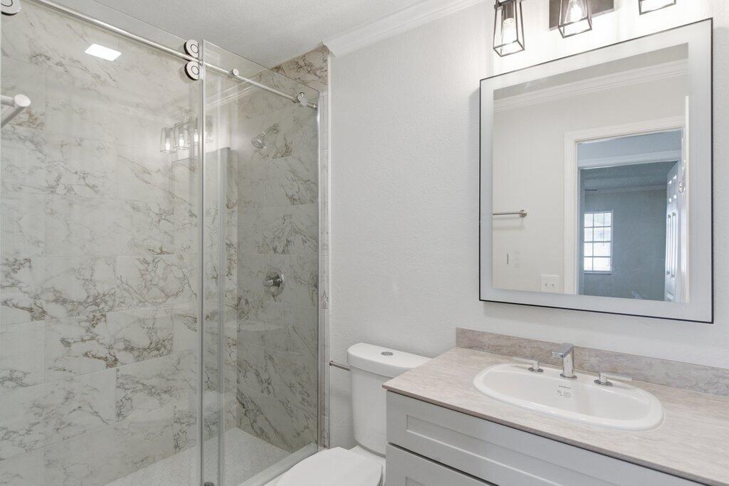LIMETREE CONDO - Residential