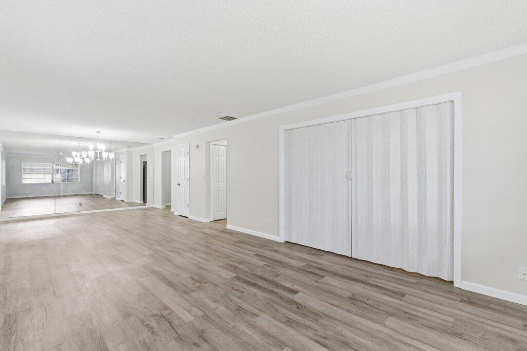 LIMETREE CONDO - Residential