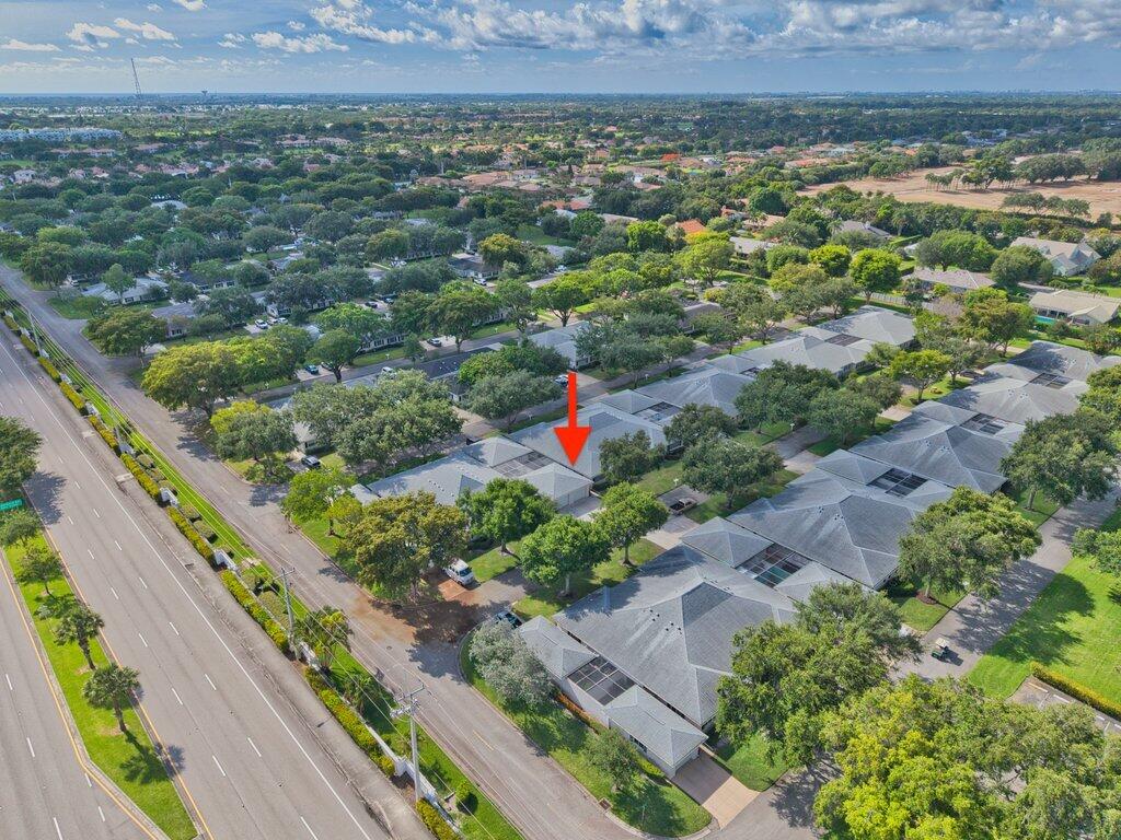 LIMETREE CONDO - Residential