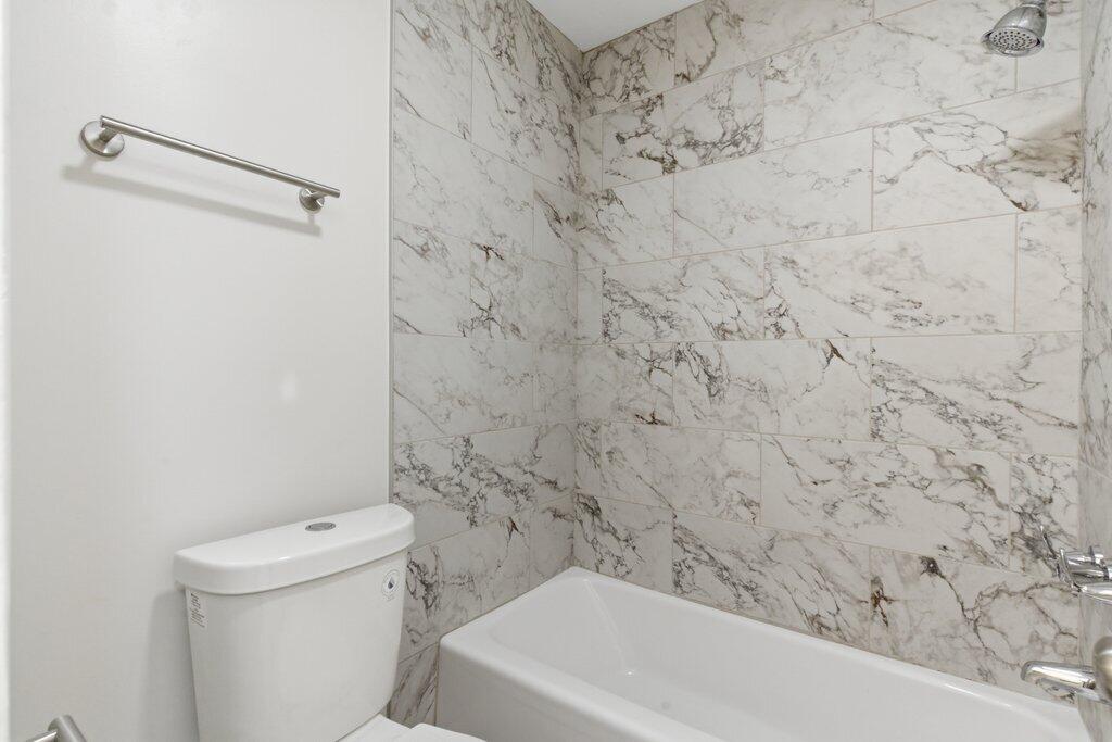 LIMETREE CONDO - Residential