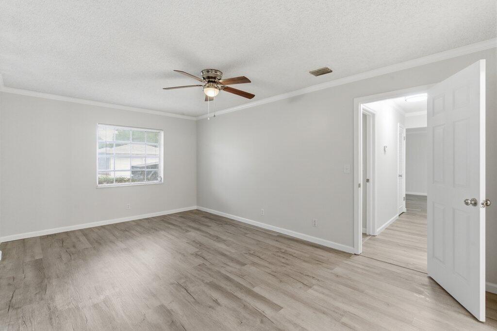 LIMETREE CONDO - Residential