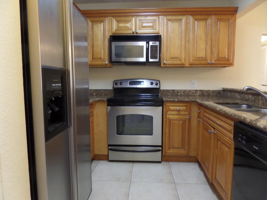 PALM BEACH GRANDE CONDO - Residential Lease