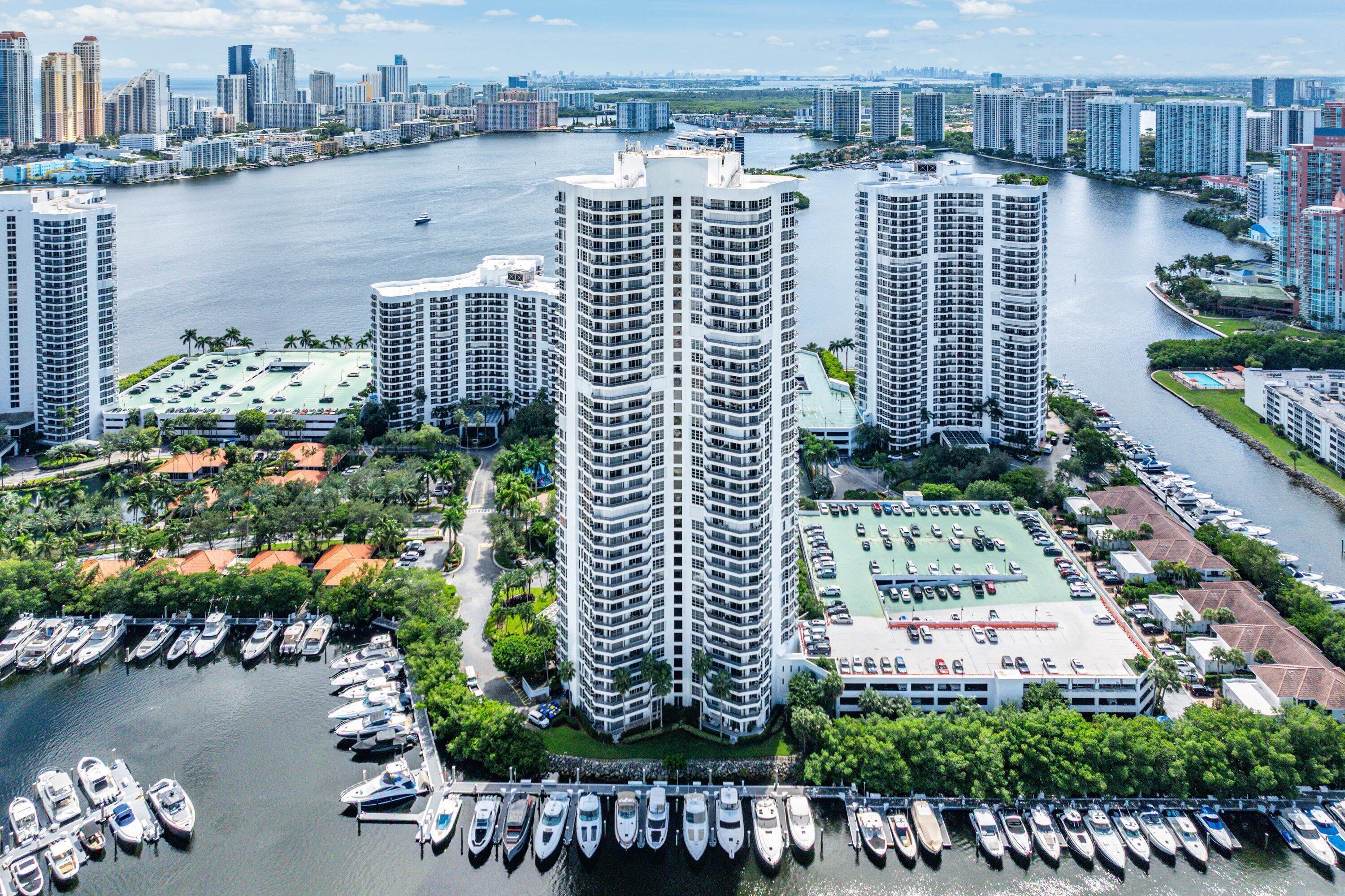 MYSTIC POINTE TOWER 400 CONDO - Residential