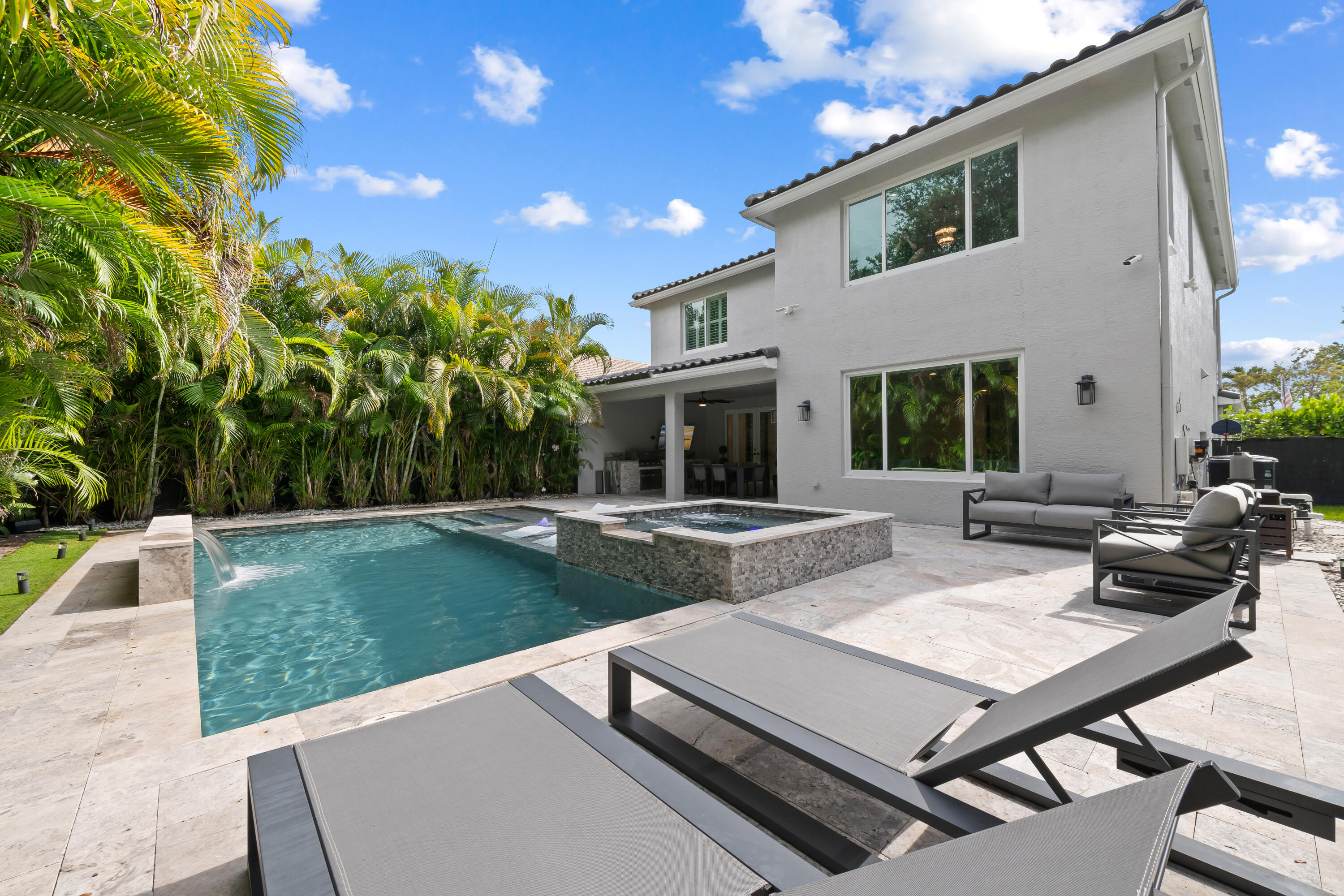 CANYON LAKES 1 - Residential
