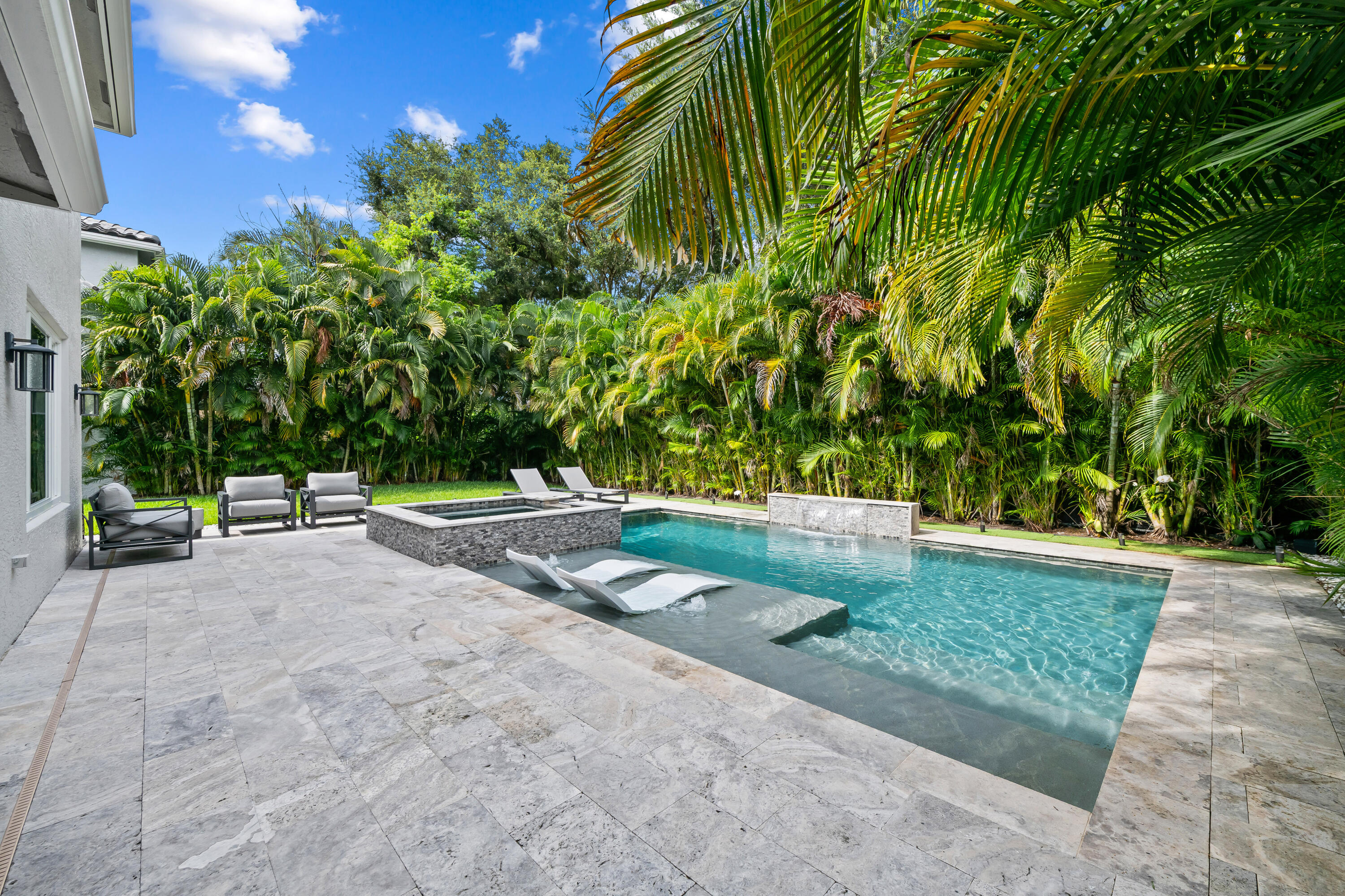 CANYON LAKES 1 - Residential