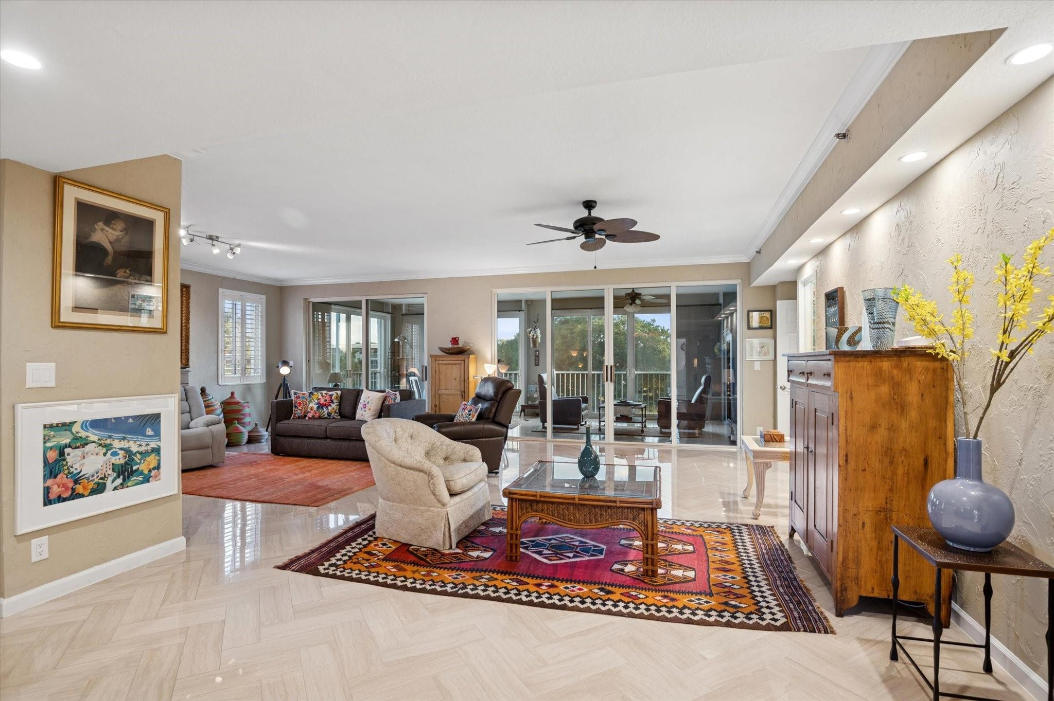 VIZCAYA TOWERS AT PALM-AIRE - Residential Lease