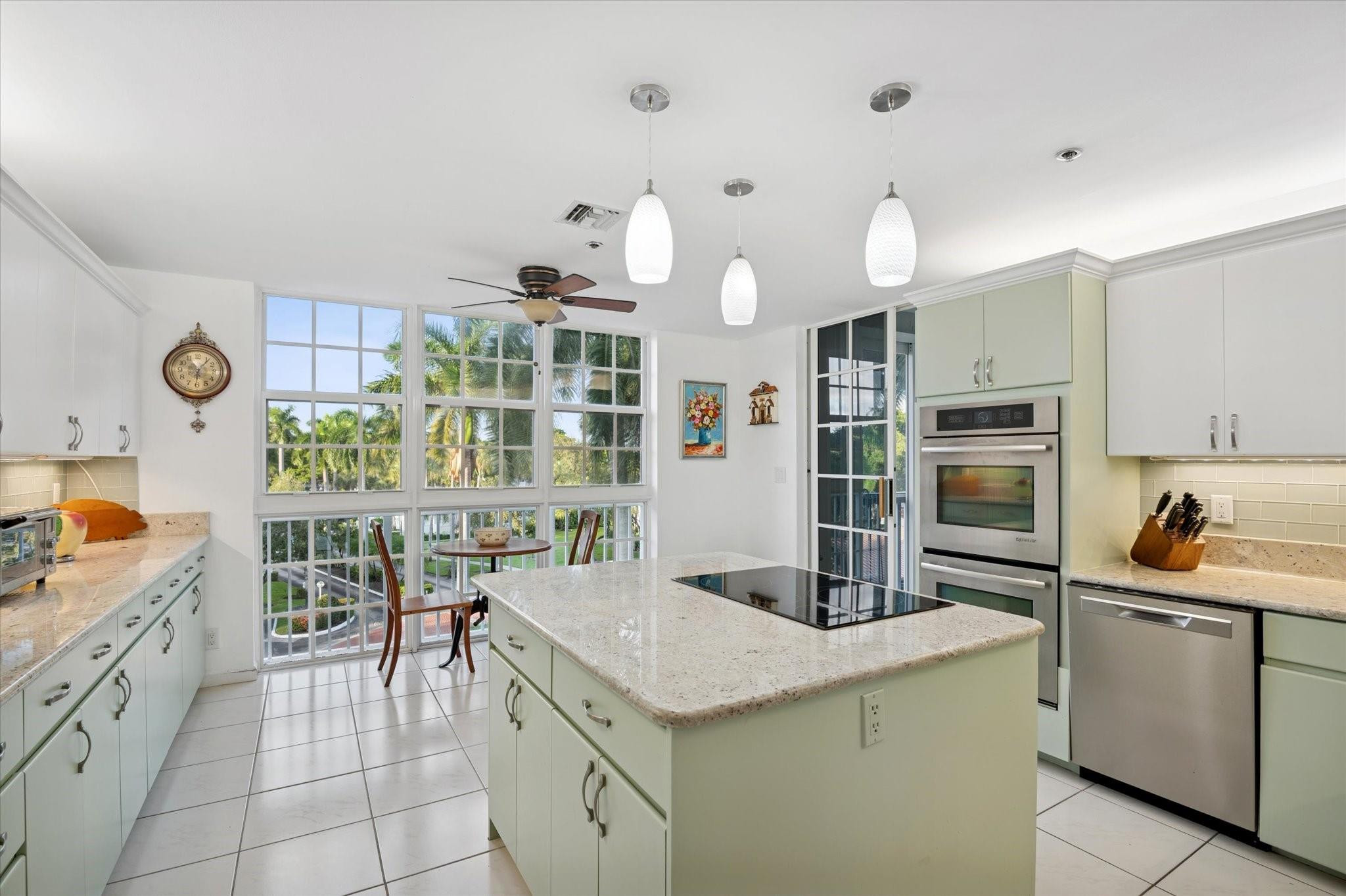 VIZCAYA TOWERS AT PALM-AIRE - Residential Lease