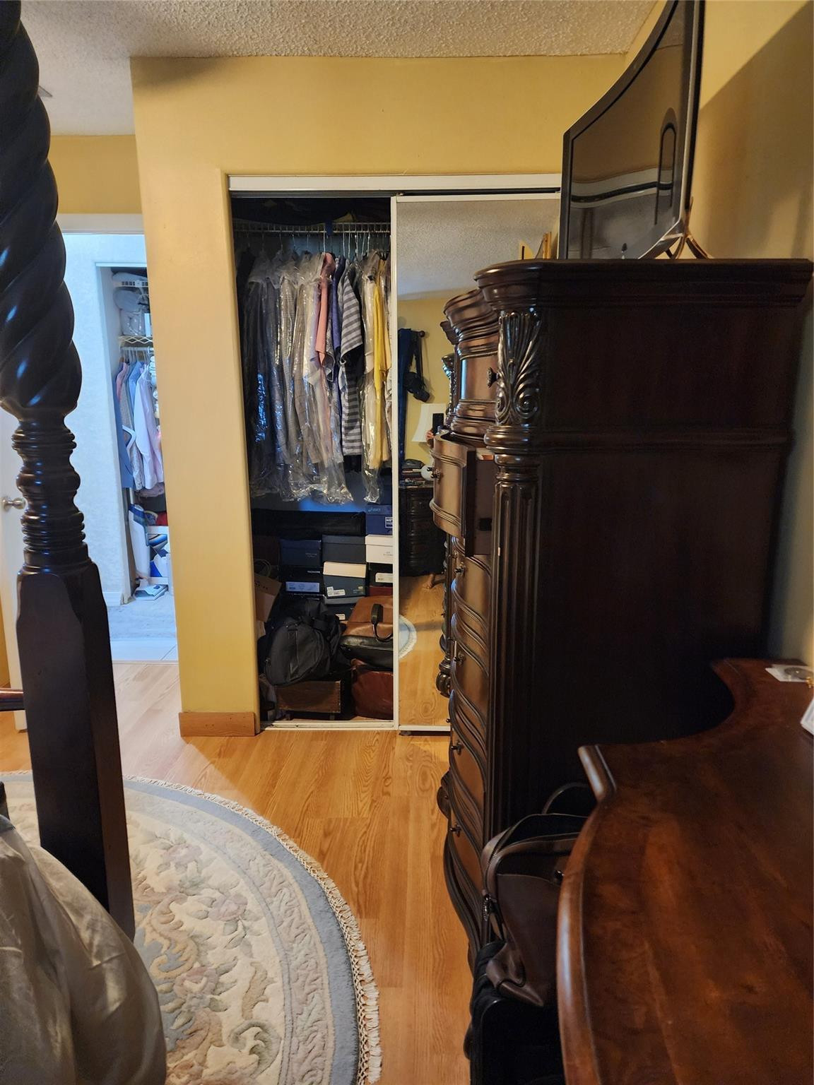 8705 HAMPSHIRE DR CONDO - Residential