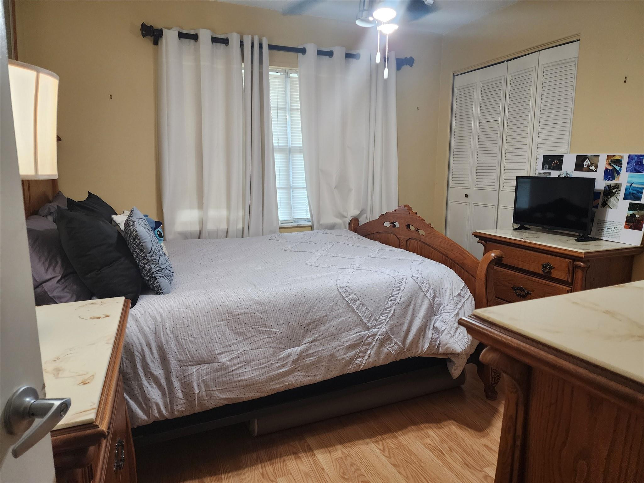 8705 HAMPSHIRE DR CONDO - Residential