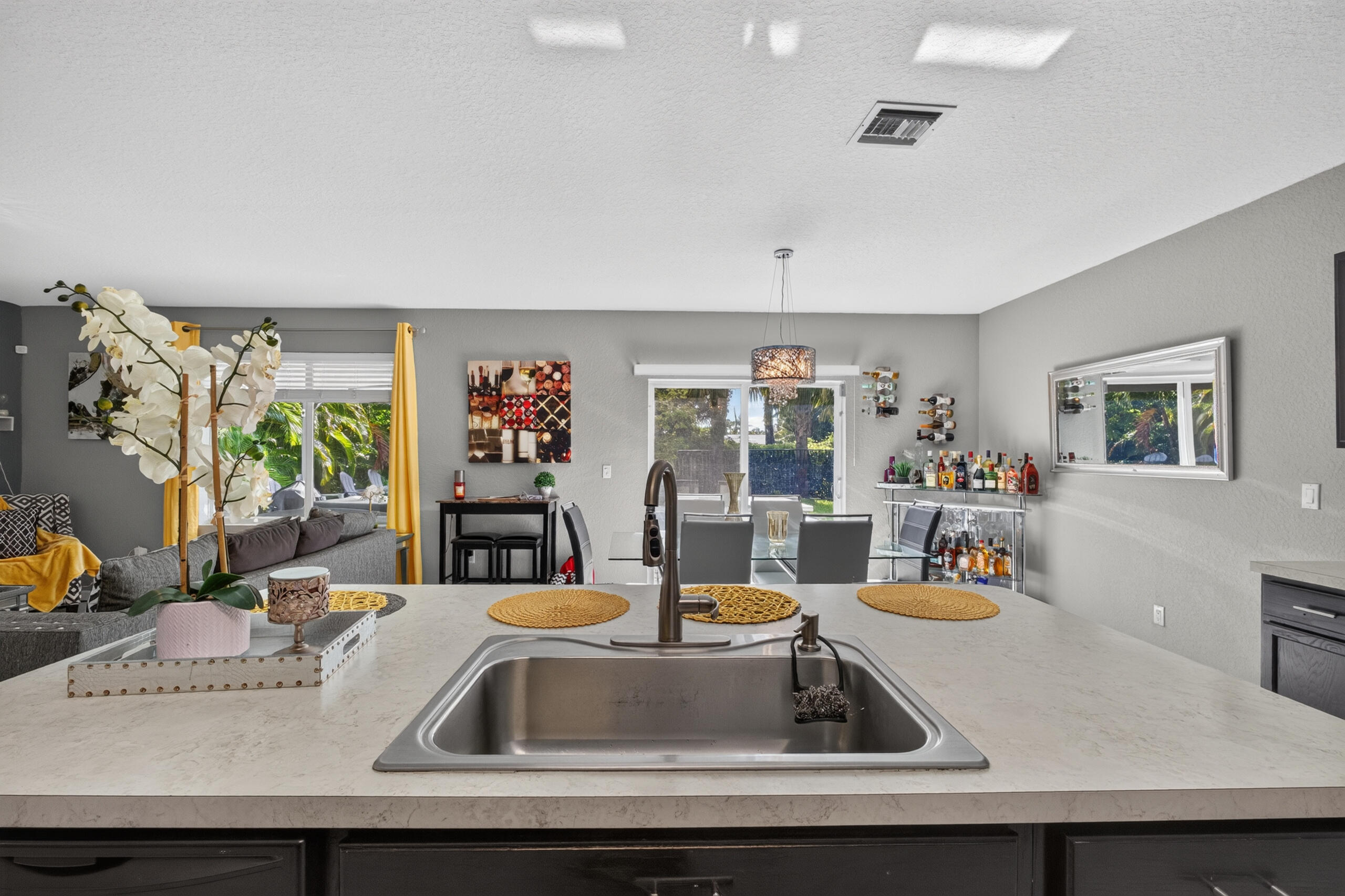 WHITNEY PARK - Residential