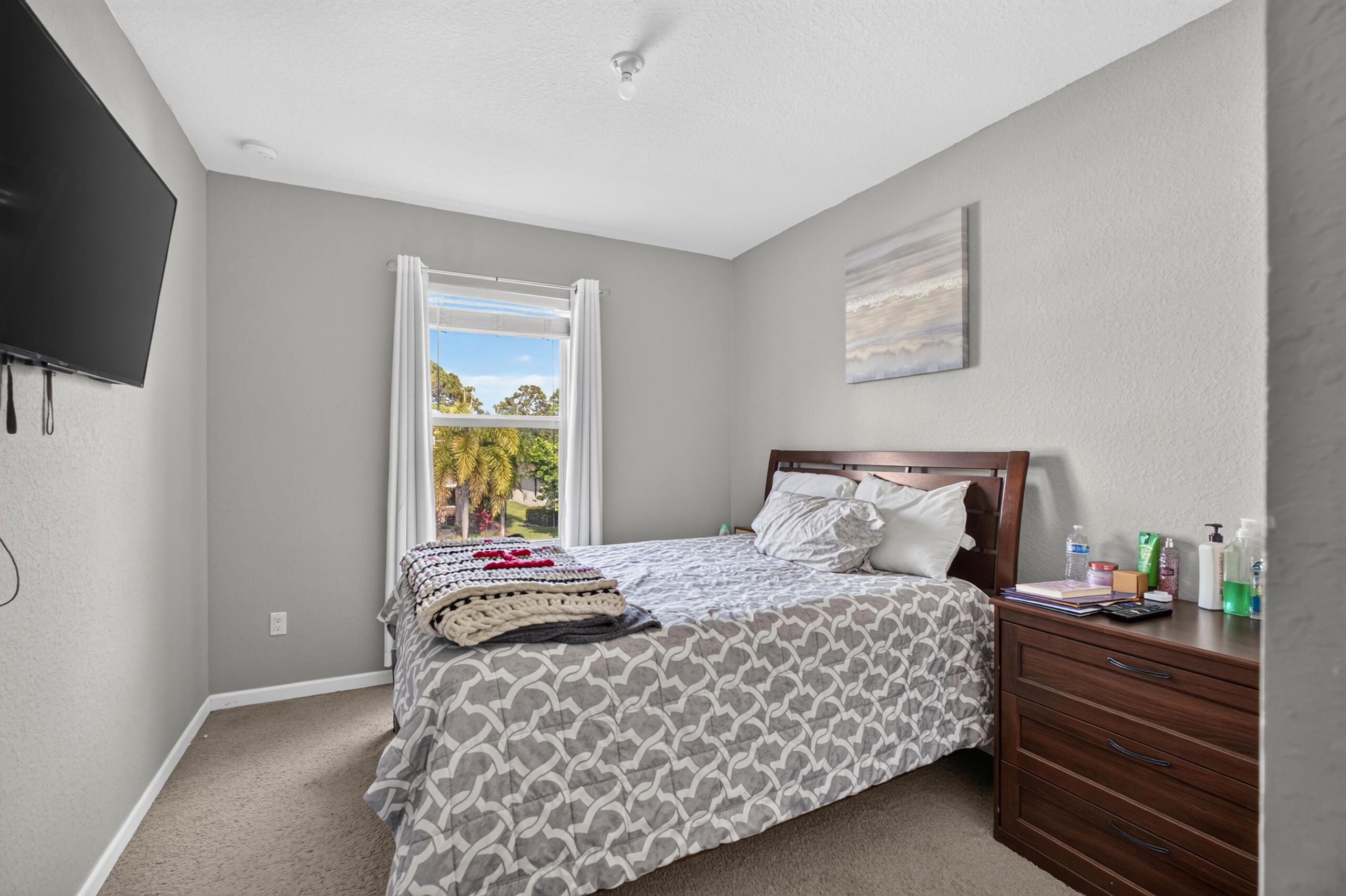 WHITNEY PARK - Residential