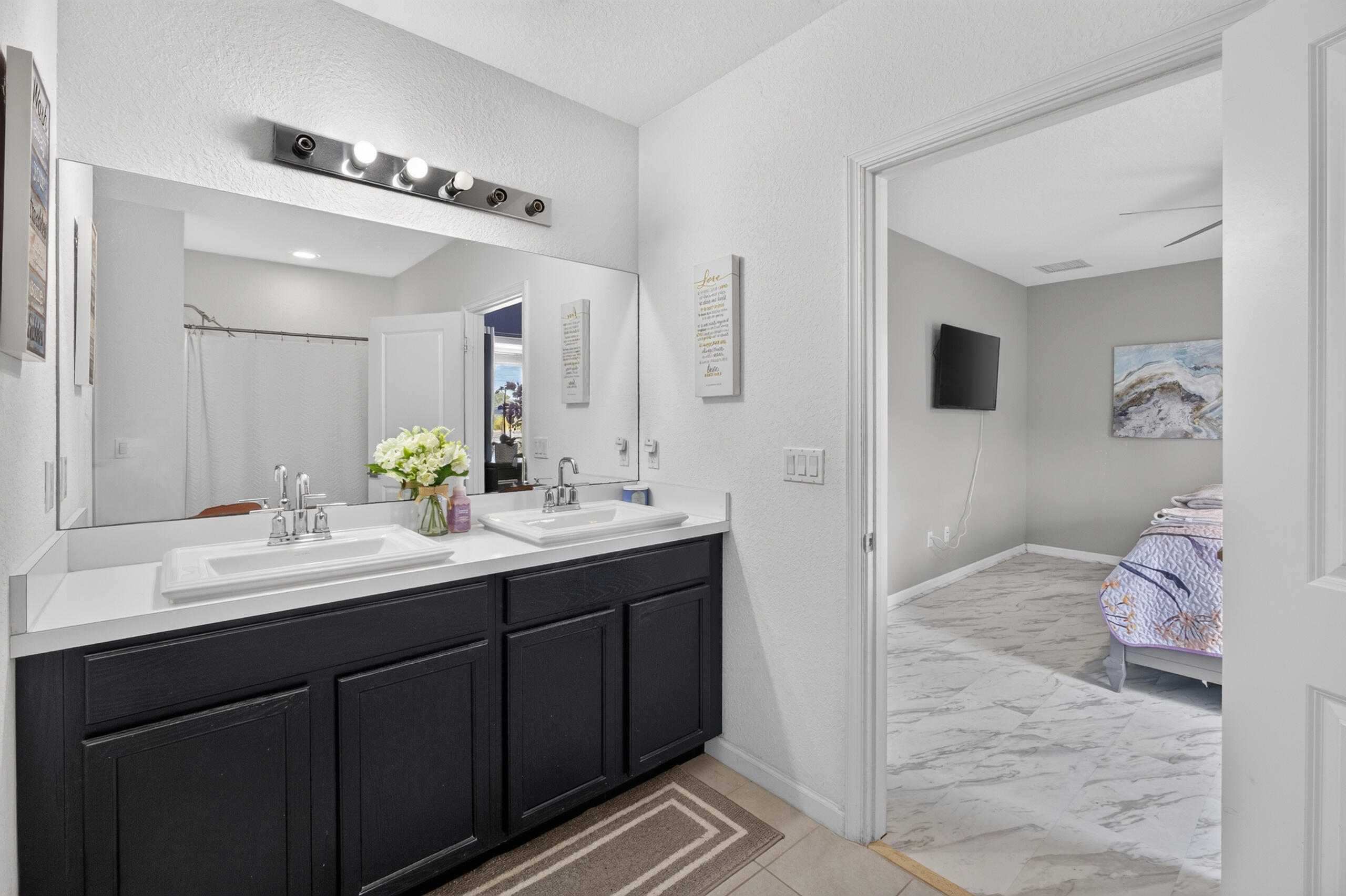 WHITNEY PARK - Residential