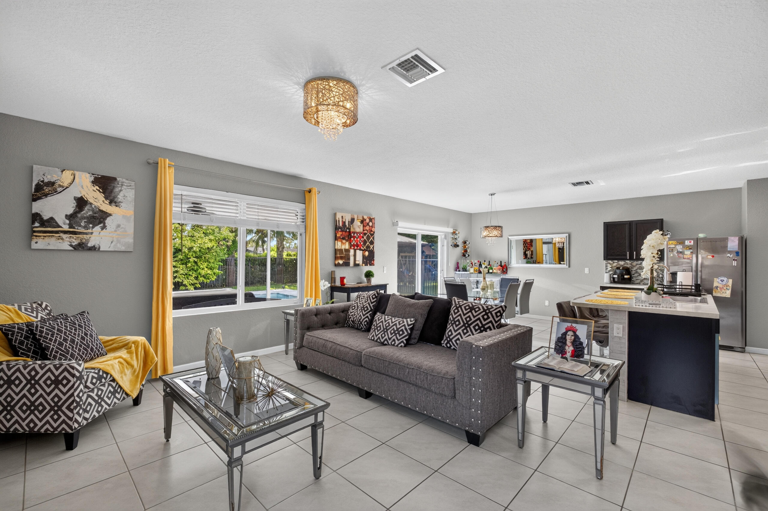 WHITNEY PARK - Residential