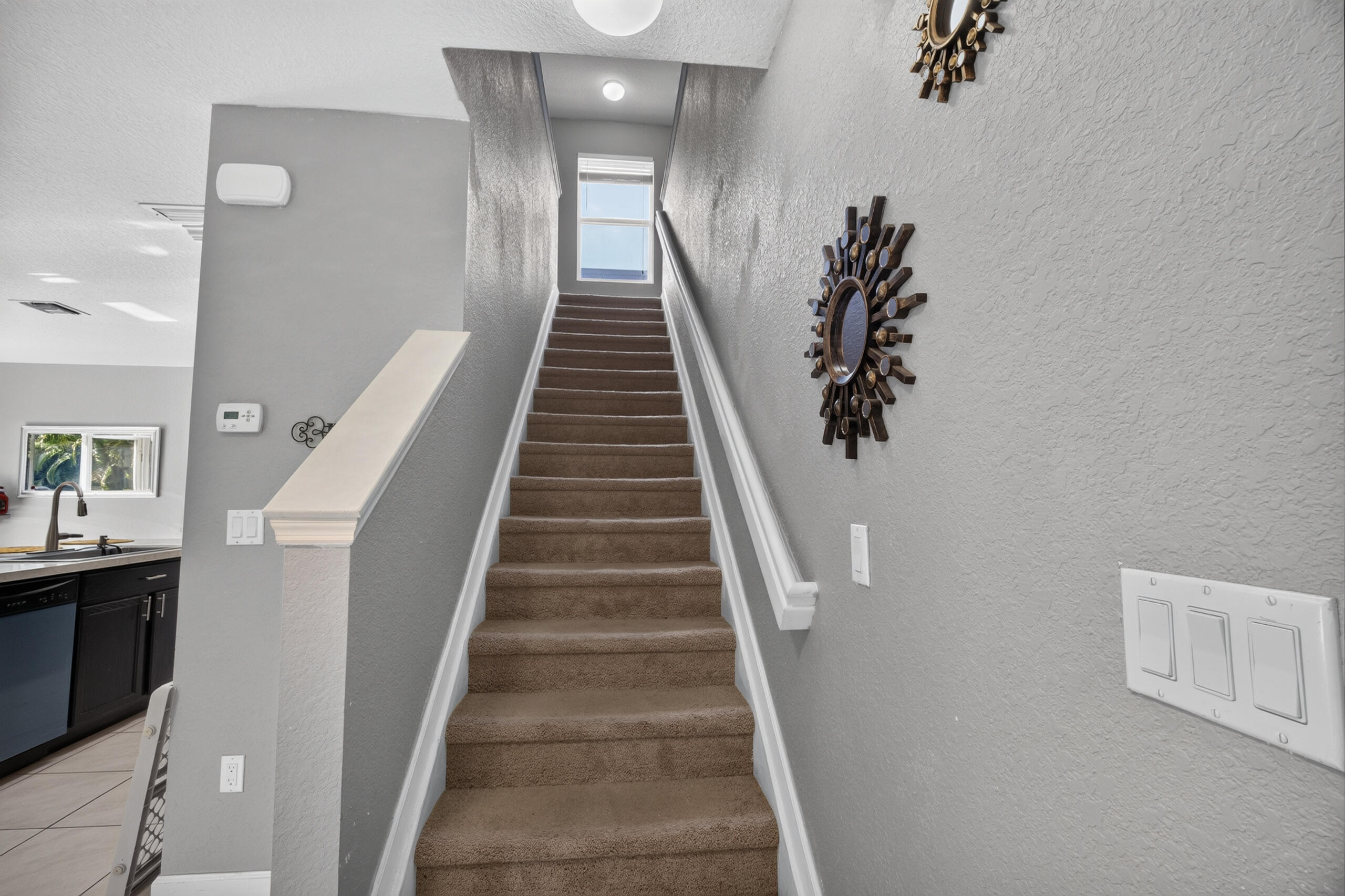 WHITNEY PARK - Residential
