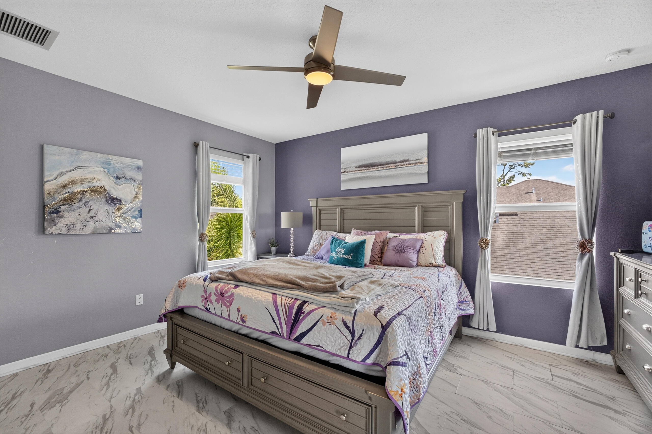 WHITNEY PARK - Residential