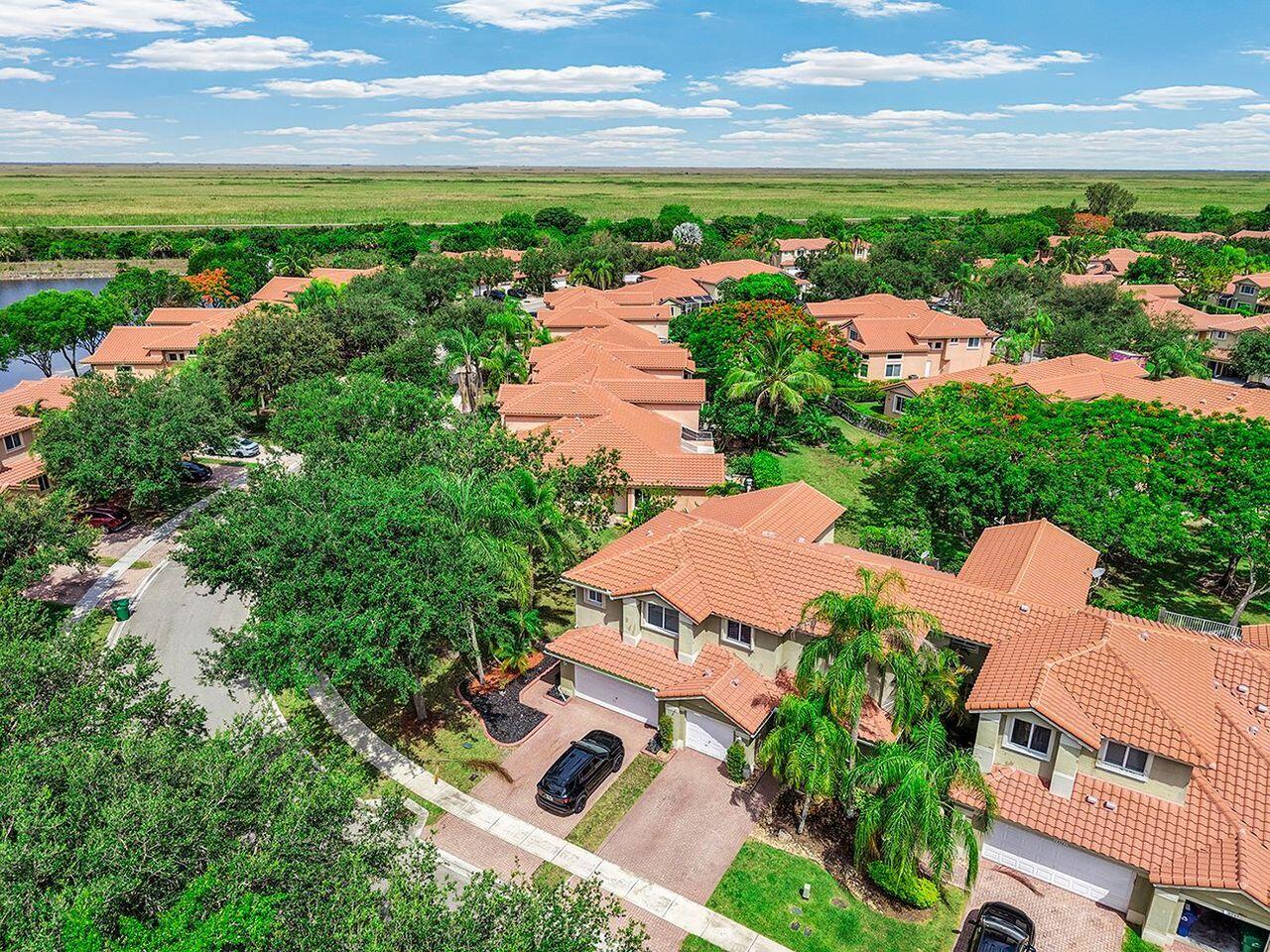 HERON BAY FOUR - Residential