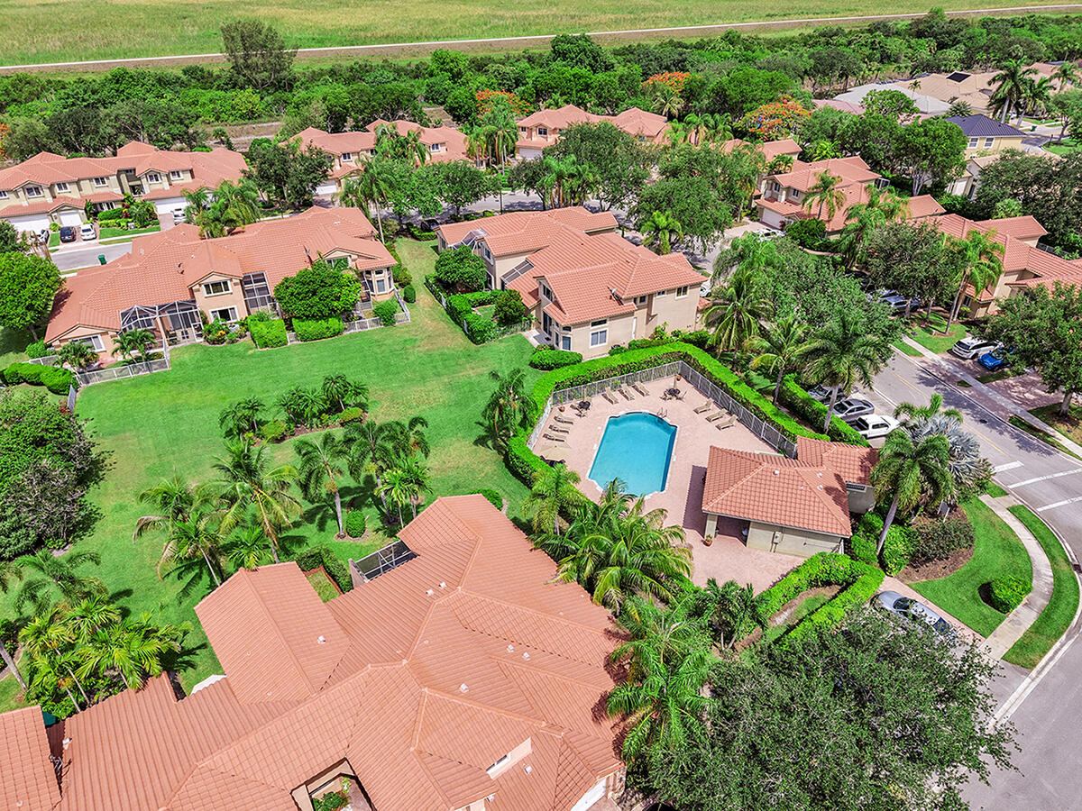 HERON BAY FOUR - Residential