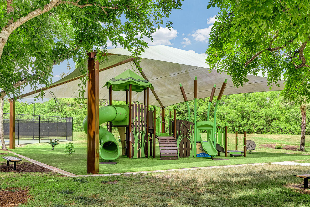 HERON BAY FOUR - Residential