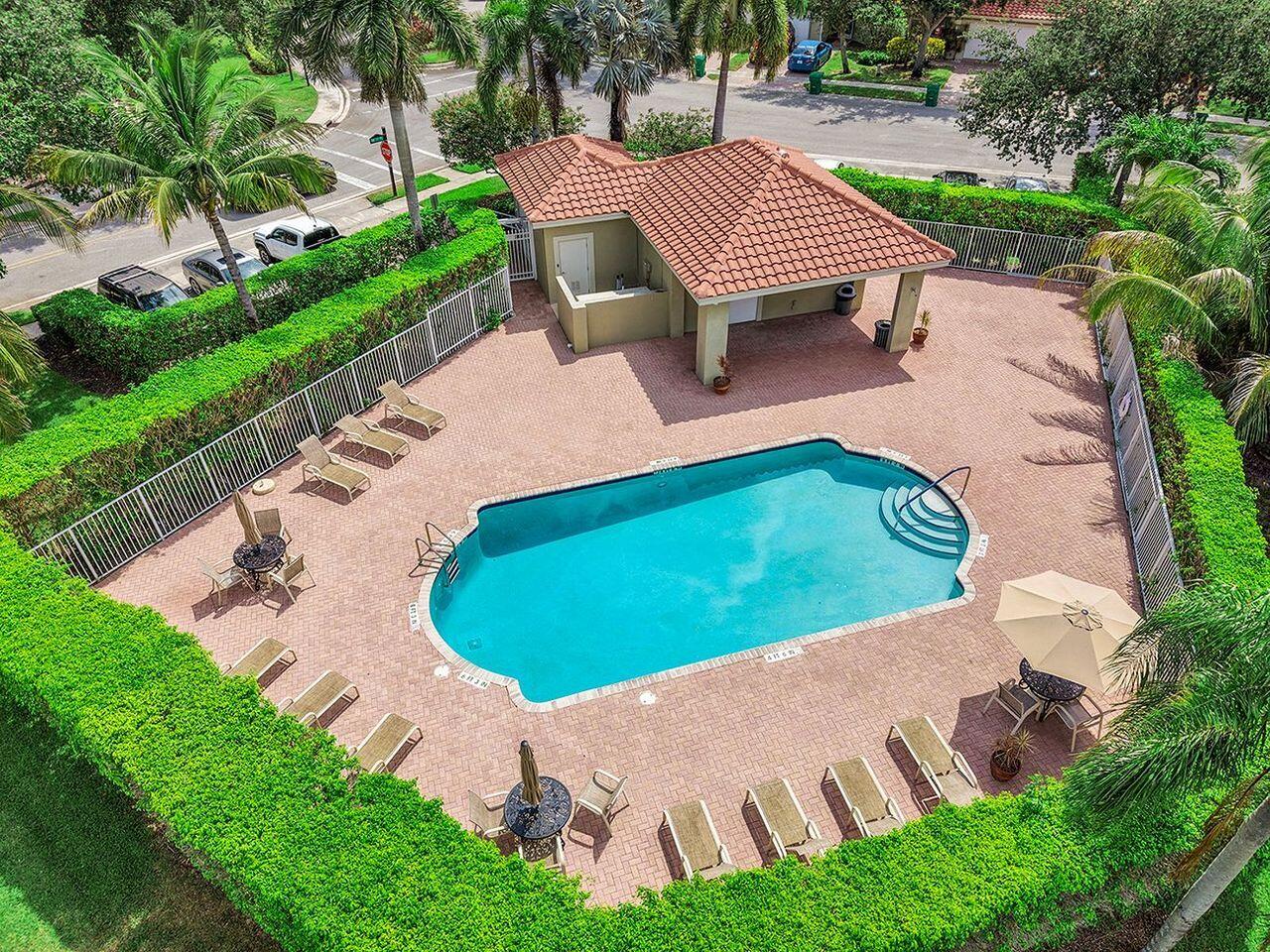 HERON BAY FOUR - Residential