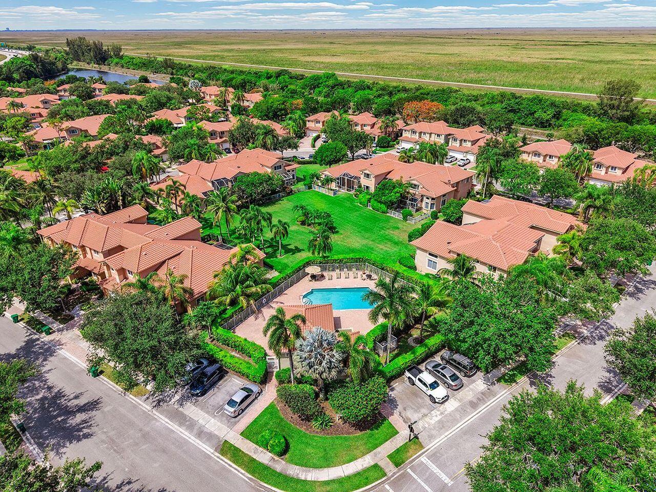 HERON BAY FOUR - Residential
