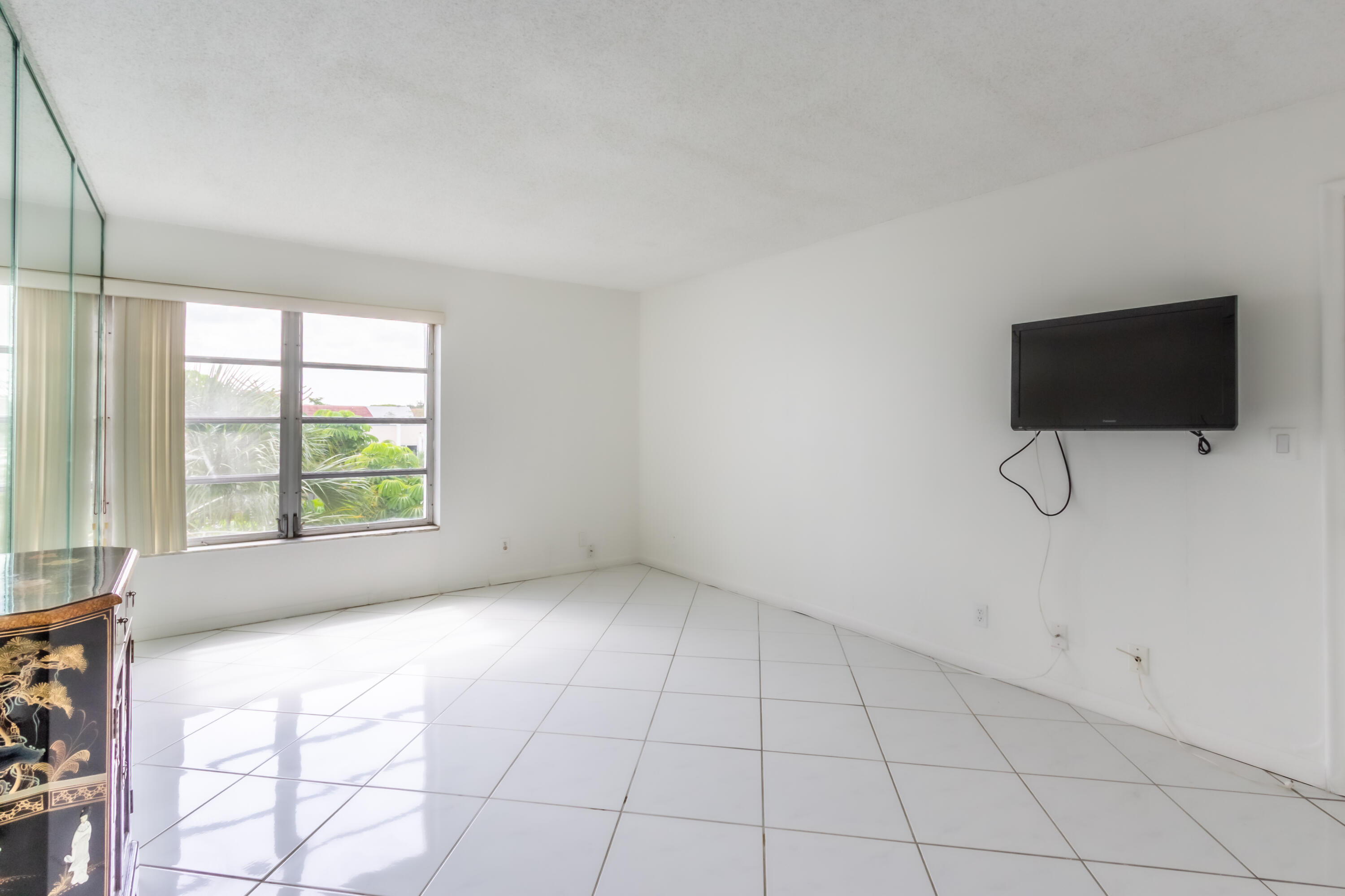 LAS VISTAS H IN INVERRARY CONDO - Residential