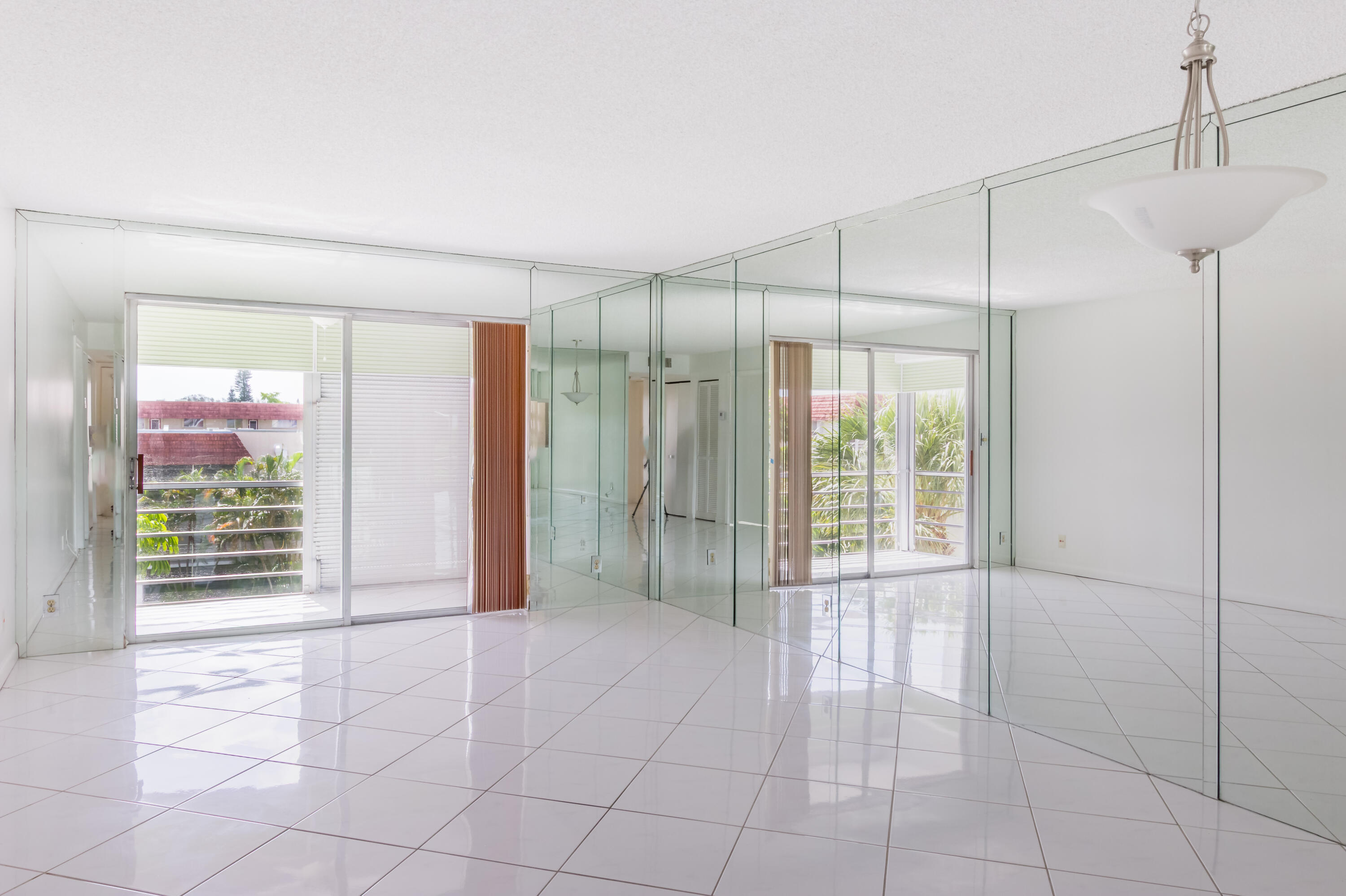 LAS VISTAS H IN INVERRARY CONDO - Residential