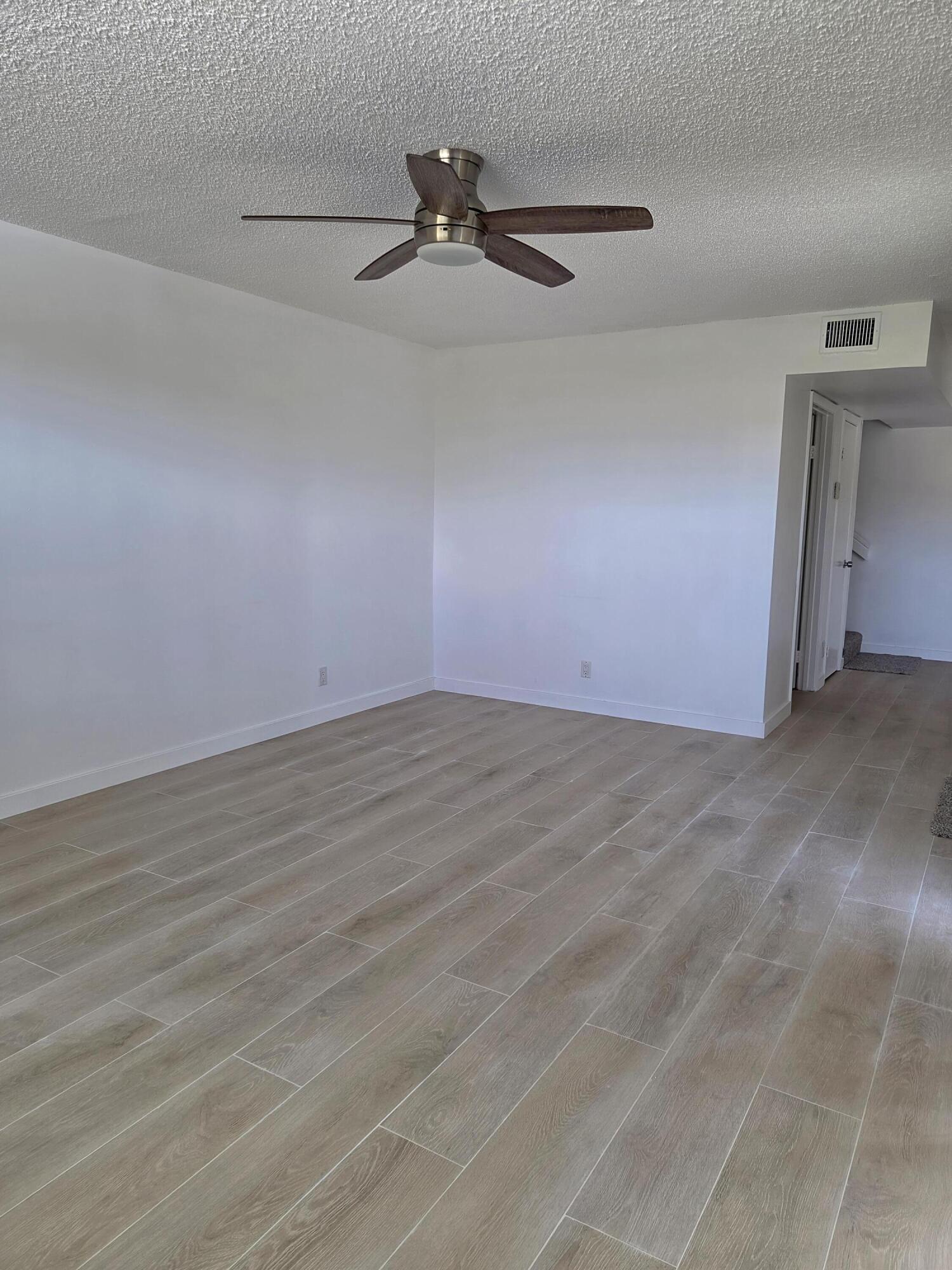 SPRINGDALE HOMES - Residential