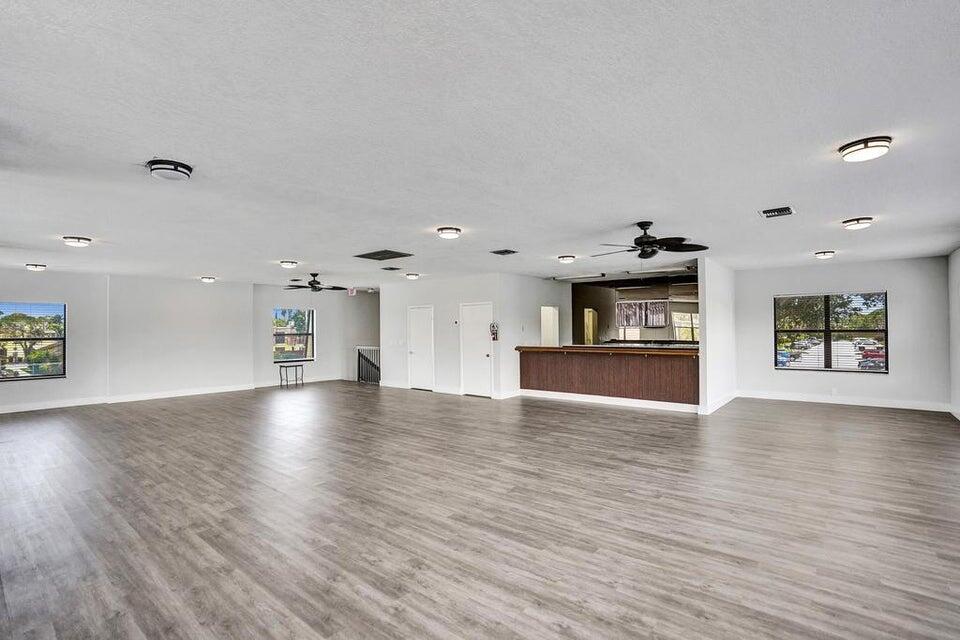 SPRINGDALE HOMES - Residential
