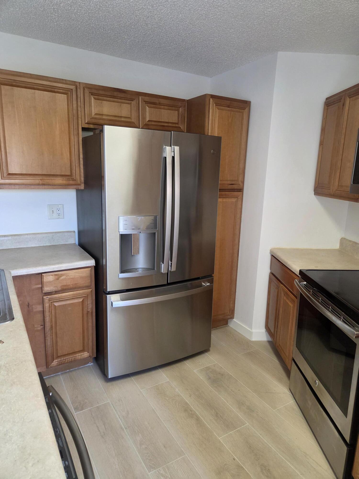 SPRINGDALE HOMES - Residential