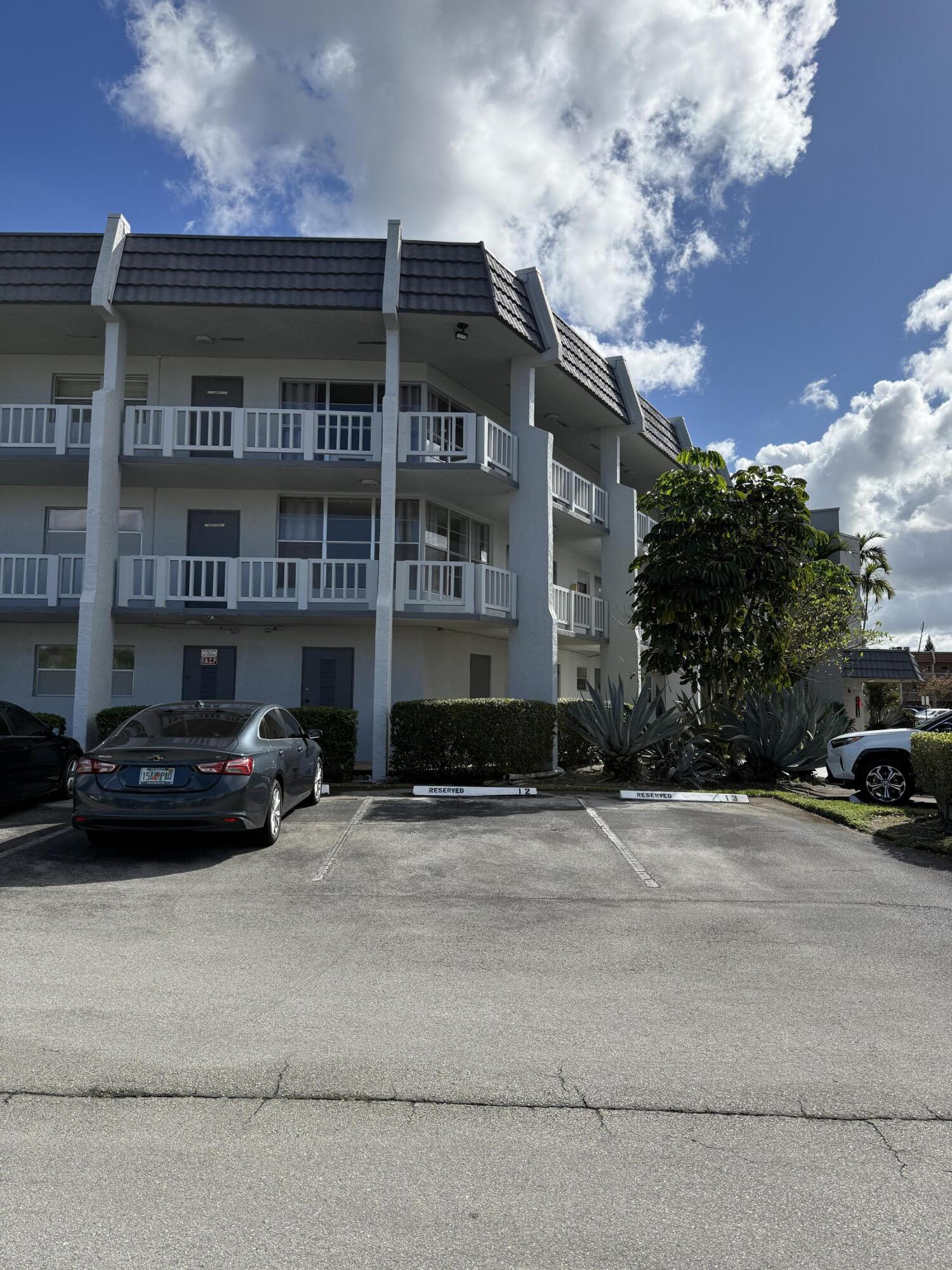 ROYAL PARK GARDENS I-C CONDO - Residential