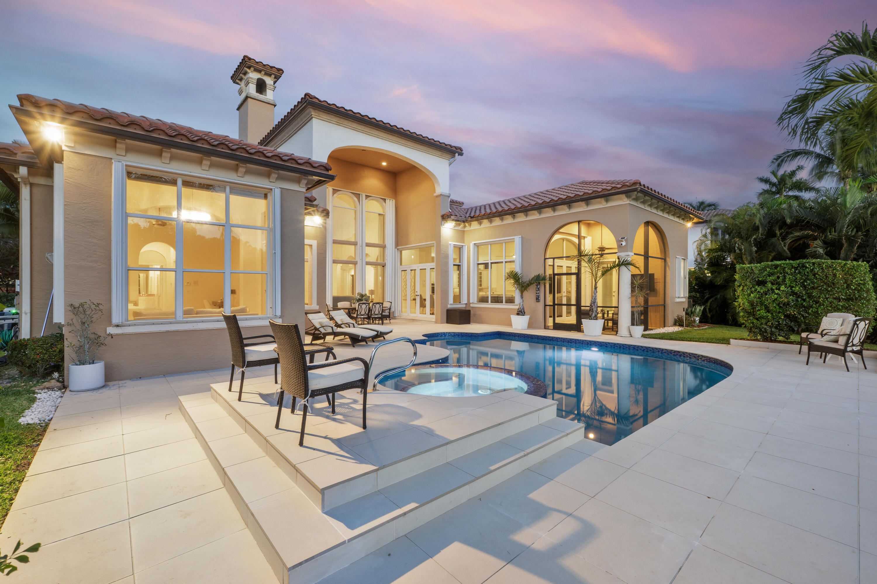 HERON BAY SEVEN & EIGHT - Residential