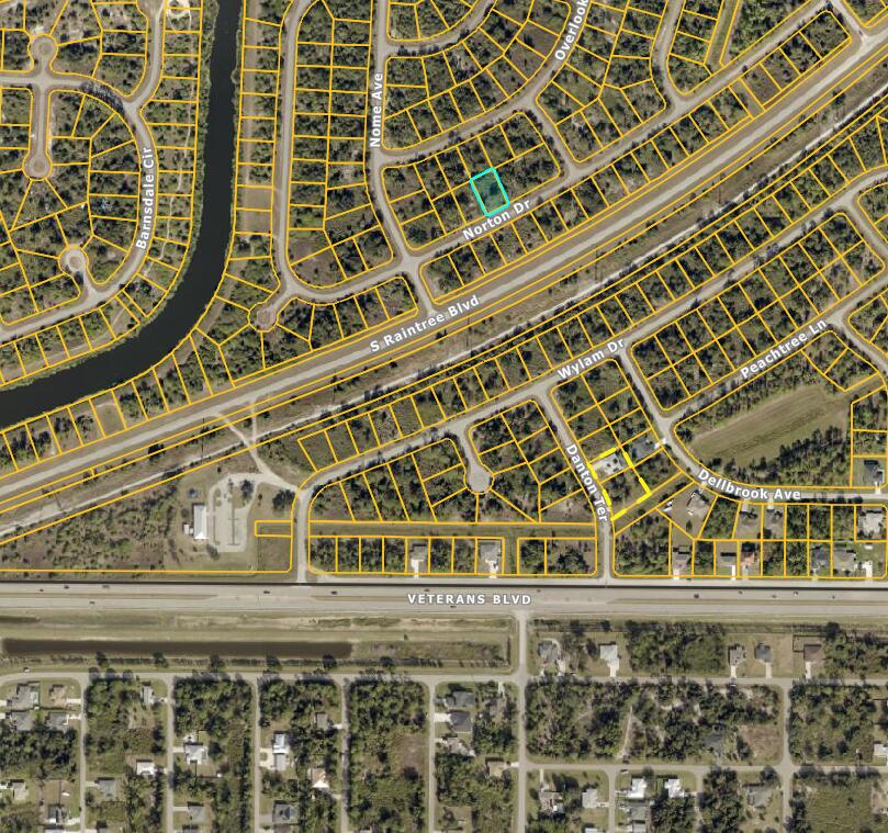 Discover Port Charlotte Sub 45 in North Port, Florida—an excellent opportunity to build your dream home or invest in one of the fastest-growing cities in Southwest Florida. This community offers a peaceful setting surrounded by nature, with convenient access to Gulf Coast beaches, golf courses, parks, restaurants, shopping centers, schools, and healthcare services. With a prime location and continuously expanding infrastructure, Port Charlotte Sub 45 combines quality of life, convenience, and strong appreciation potential.