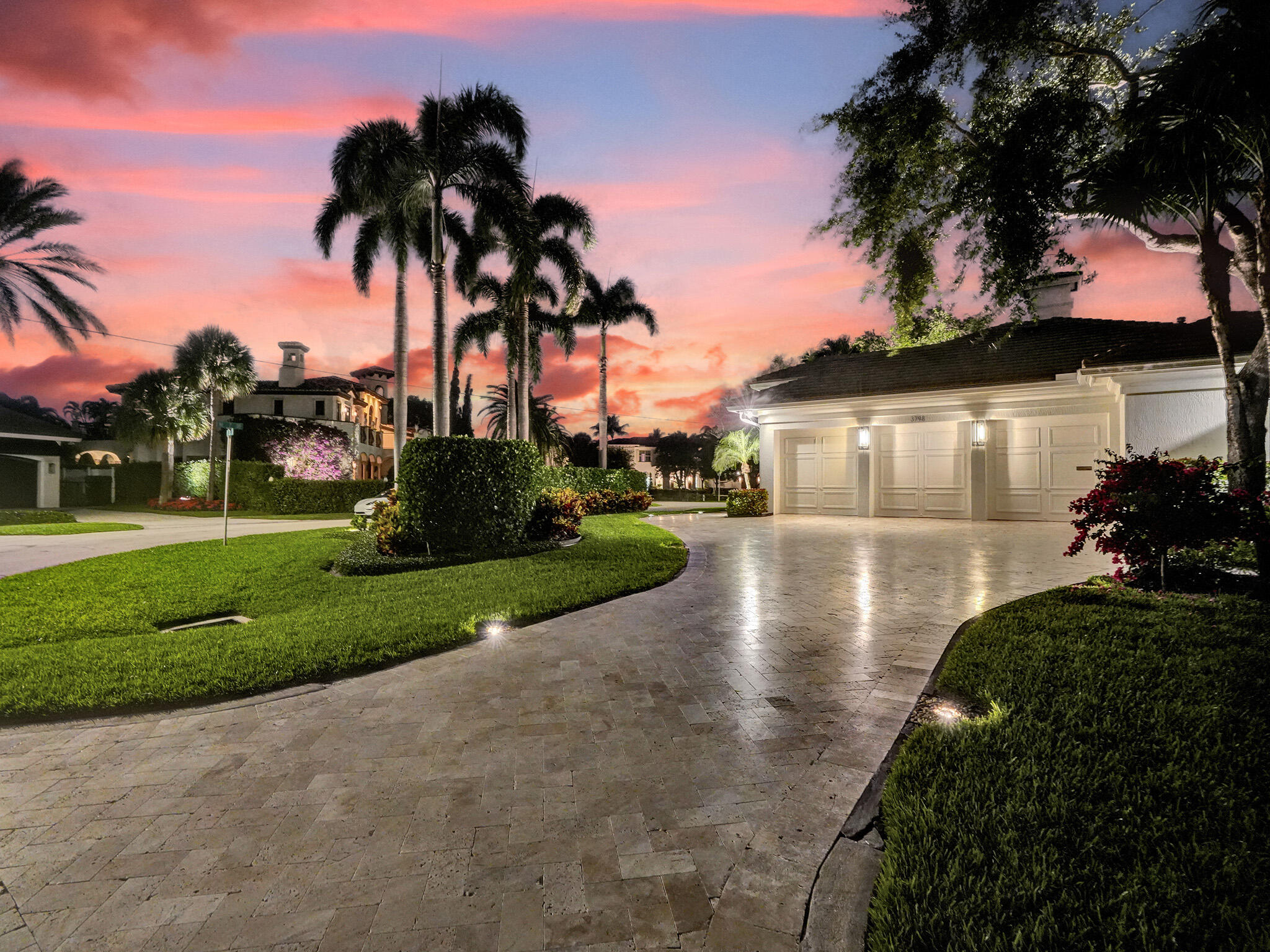 LAKE ROGERS - Residential