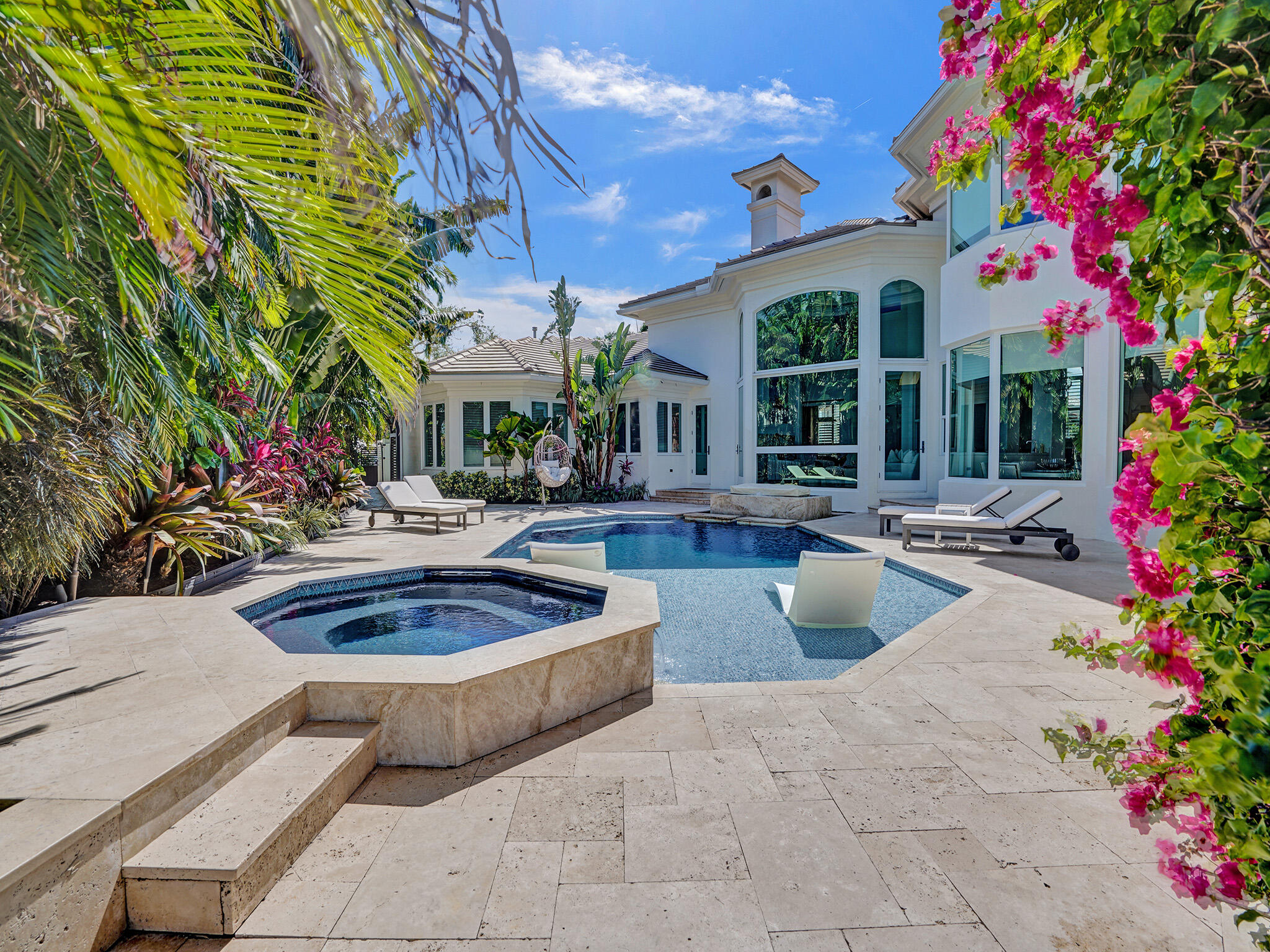 LAKE ROGERS - Residential