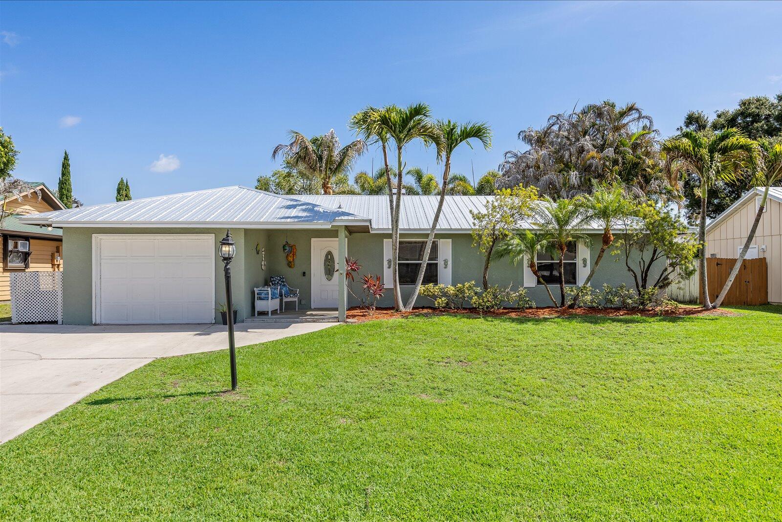JENSEN PARK ESTATES - Residential Lease