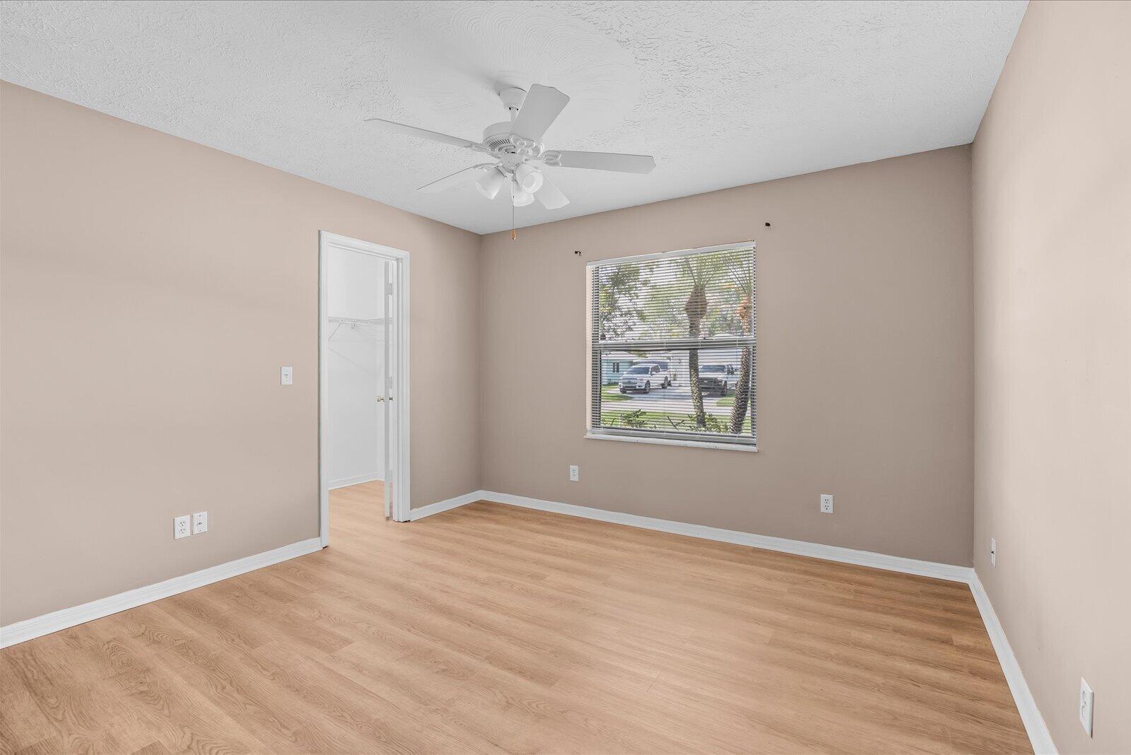 JENSEN PARK ESTATES - Residential Lease