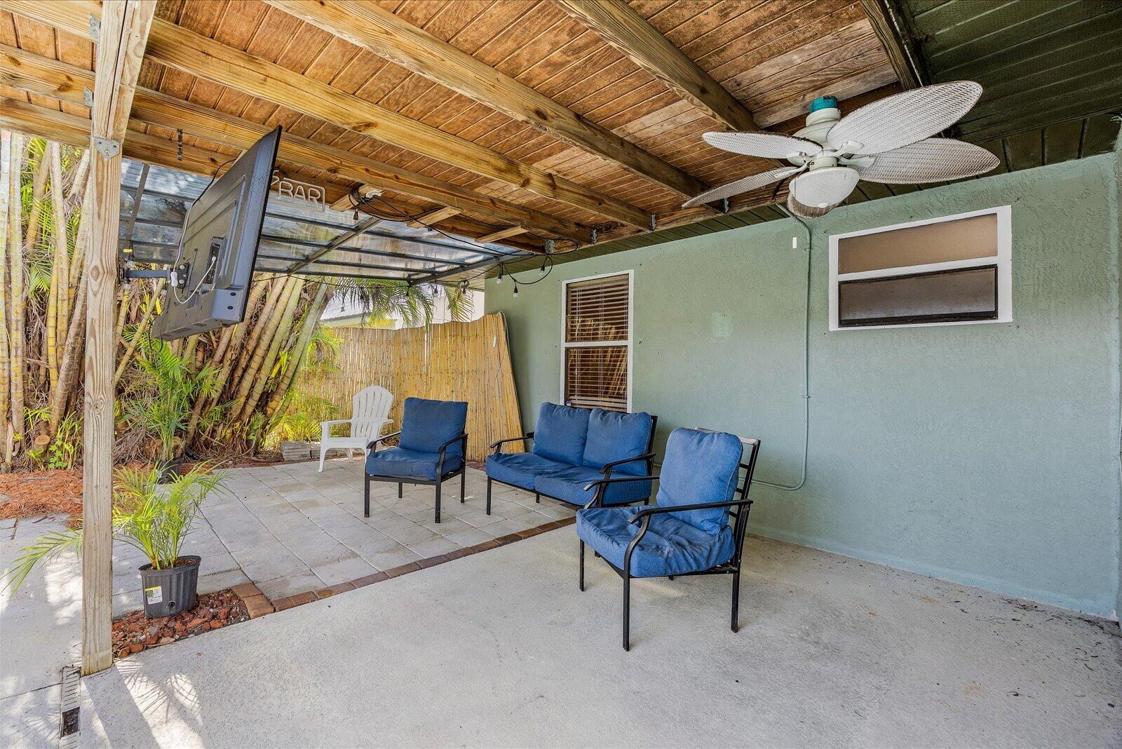 JENSEN PARK ESTATES - Residential Lease