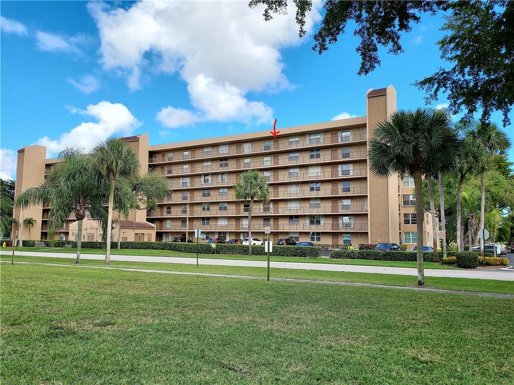 Waters Edge Towers - Residential