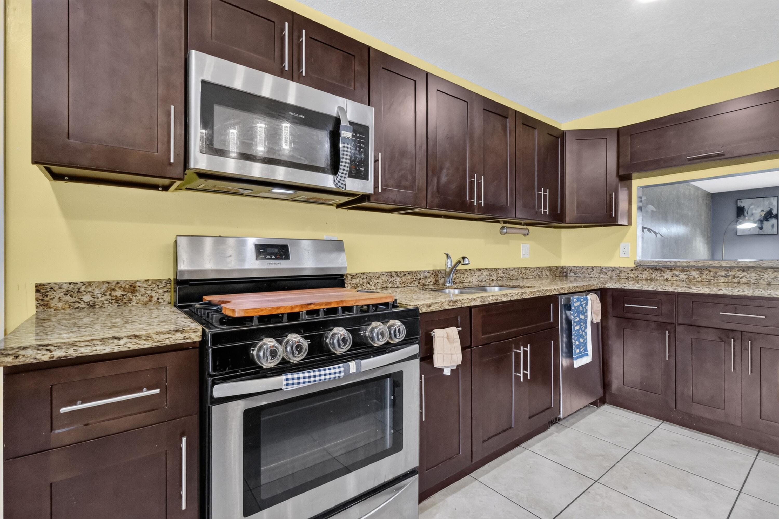 LANTANA HOMES 6 - Residential