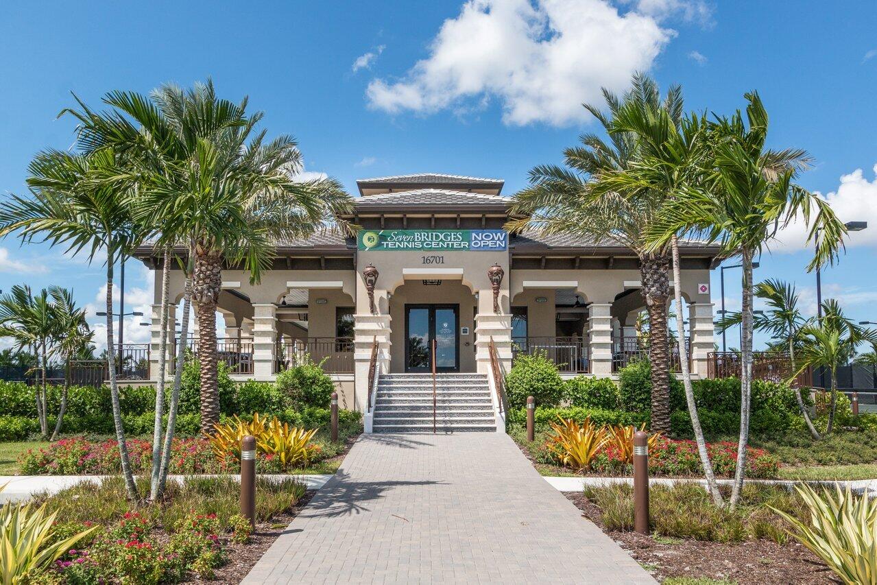 SEVEN BRIDGES - Residential