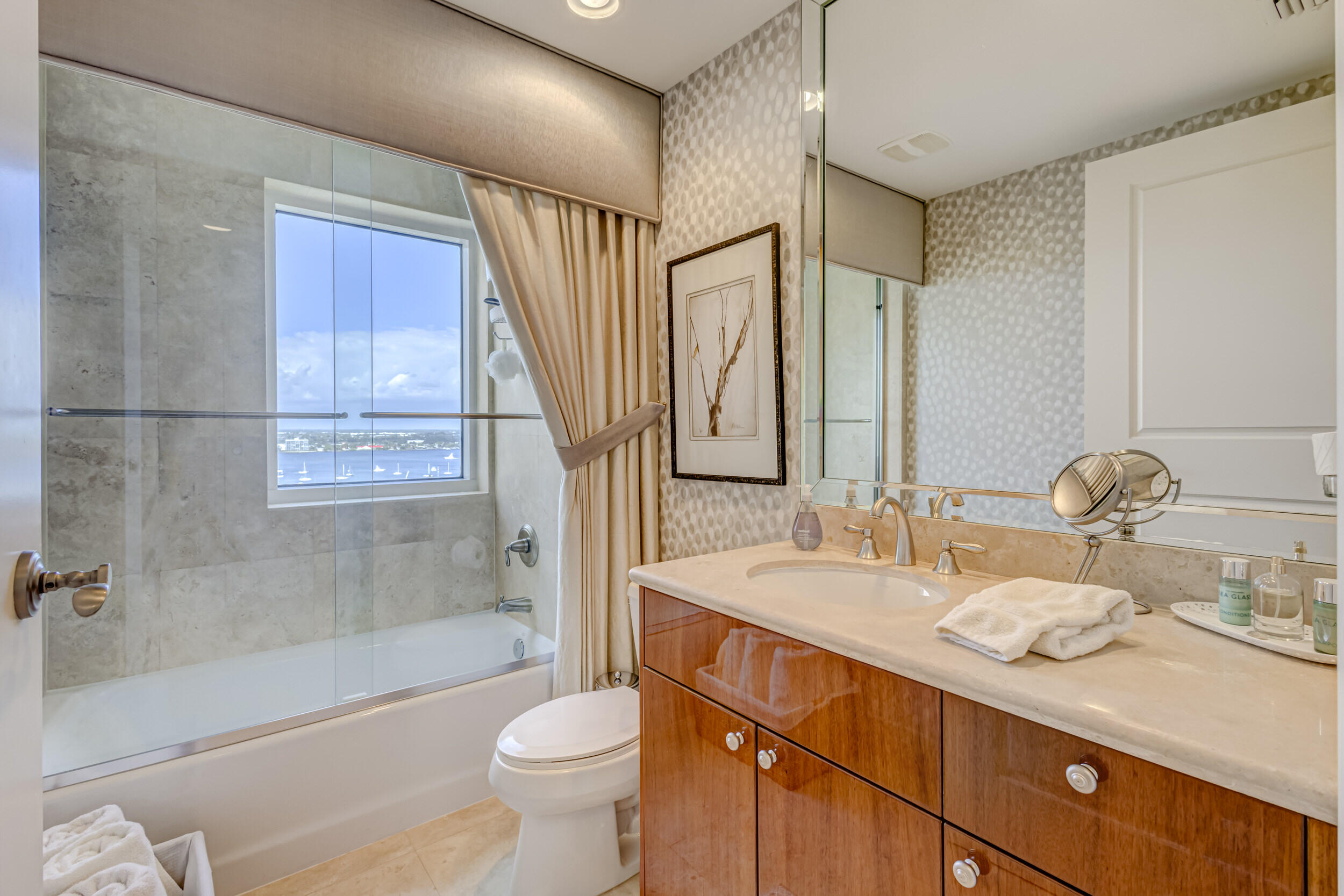 2700 NORTH OCEAN CONDO - Residential
