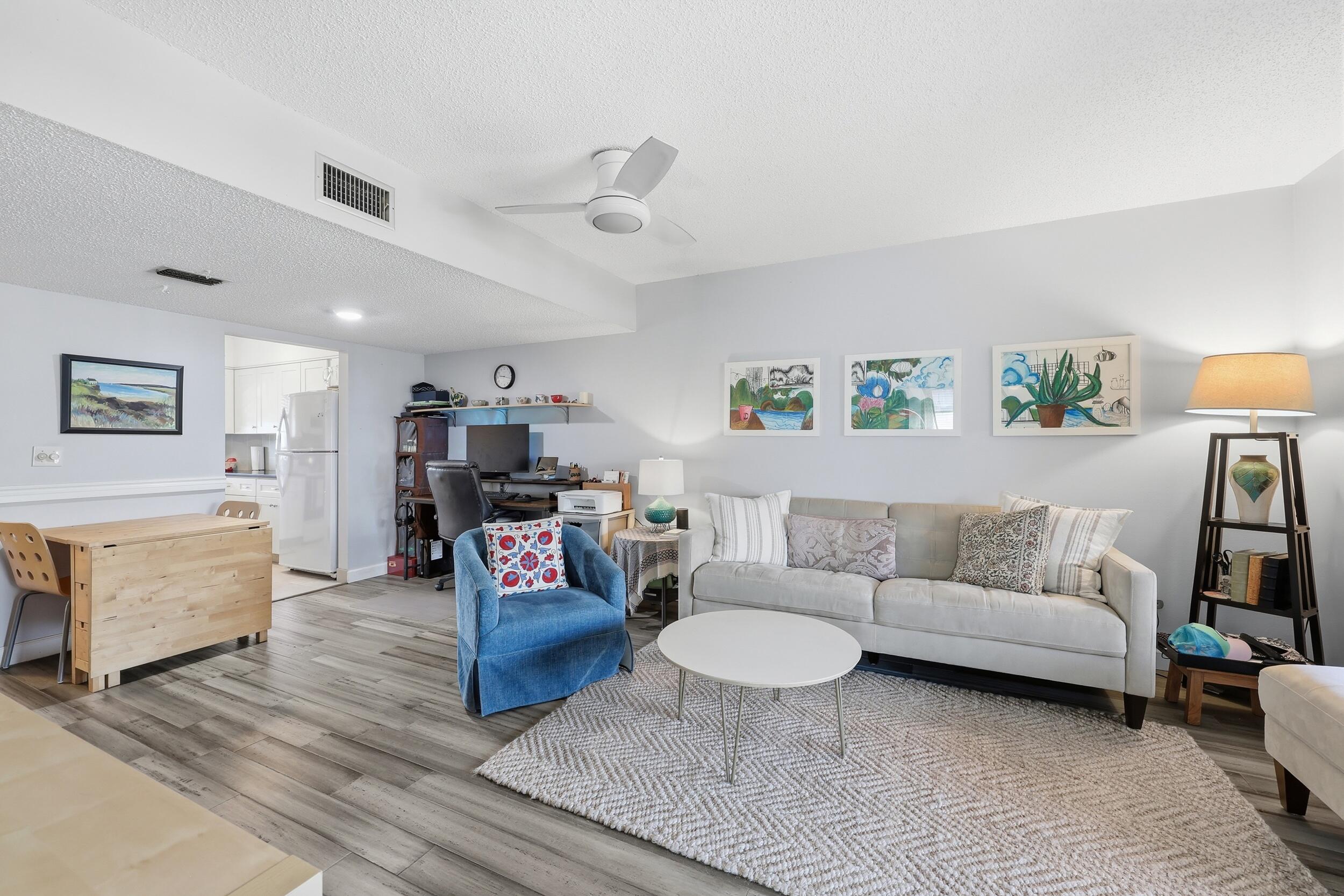 LITTLE CLUB CONDO - Residential