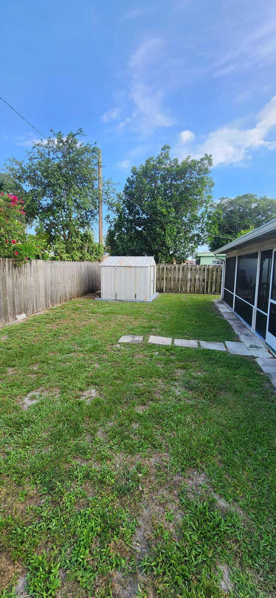 BOWERS PARK - Residential