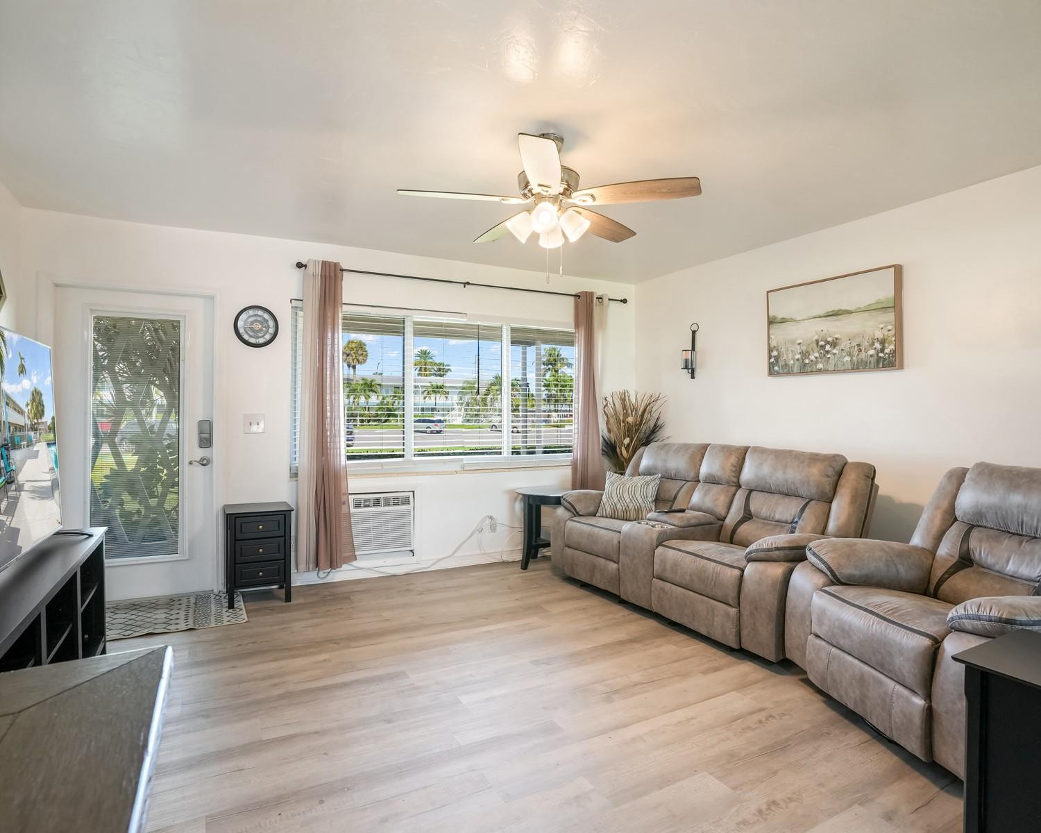 Charming 1BR, 1BA first-floor unit in a 55+ co-op in Hallandale Beach, just east of US-1. Light and bright with tile/ceramic flooring, white cabinetry, and stainless steel appliances. High-impact glass windows add security and efficiency. Enjoy a low-maintenance, coastal lifestyle in a friendly community. Close to beaches, dining, and shops. Schedule a showing and make this your own coastal retreat today.