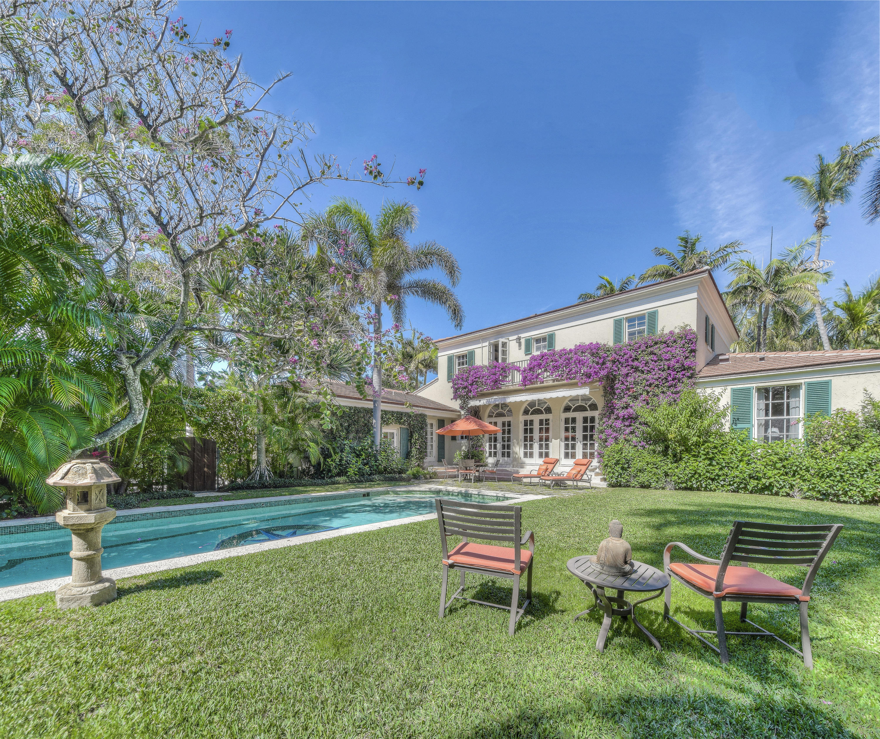 EL ENCANTO - Residential