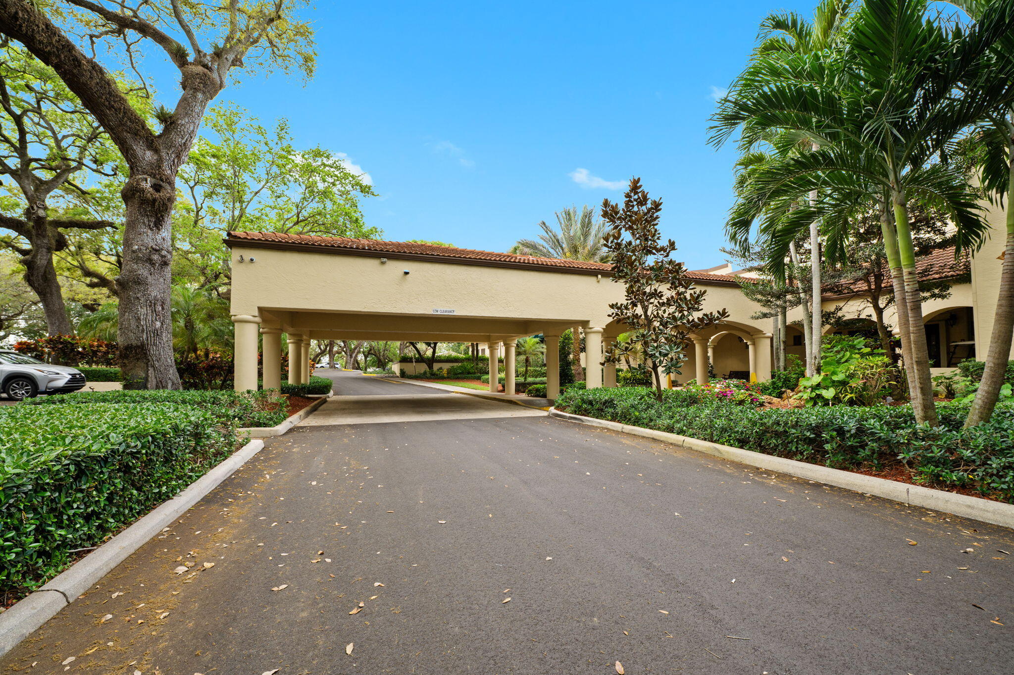 Pine Island Ridge - Residential