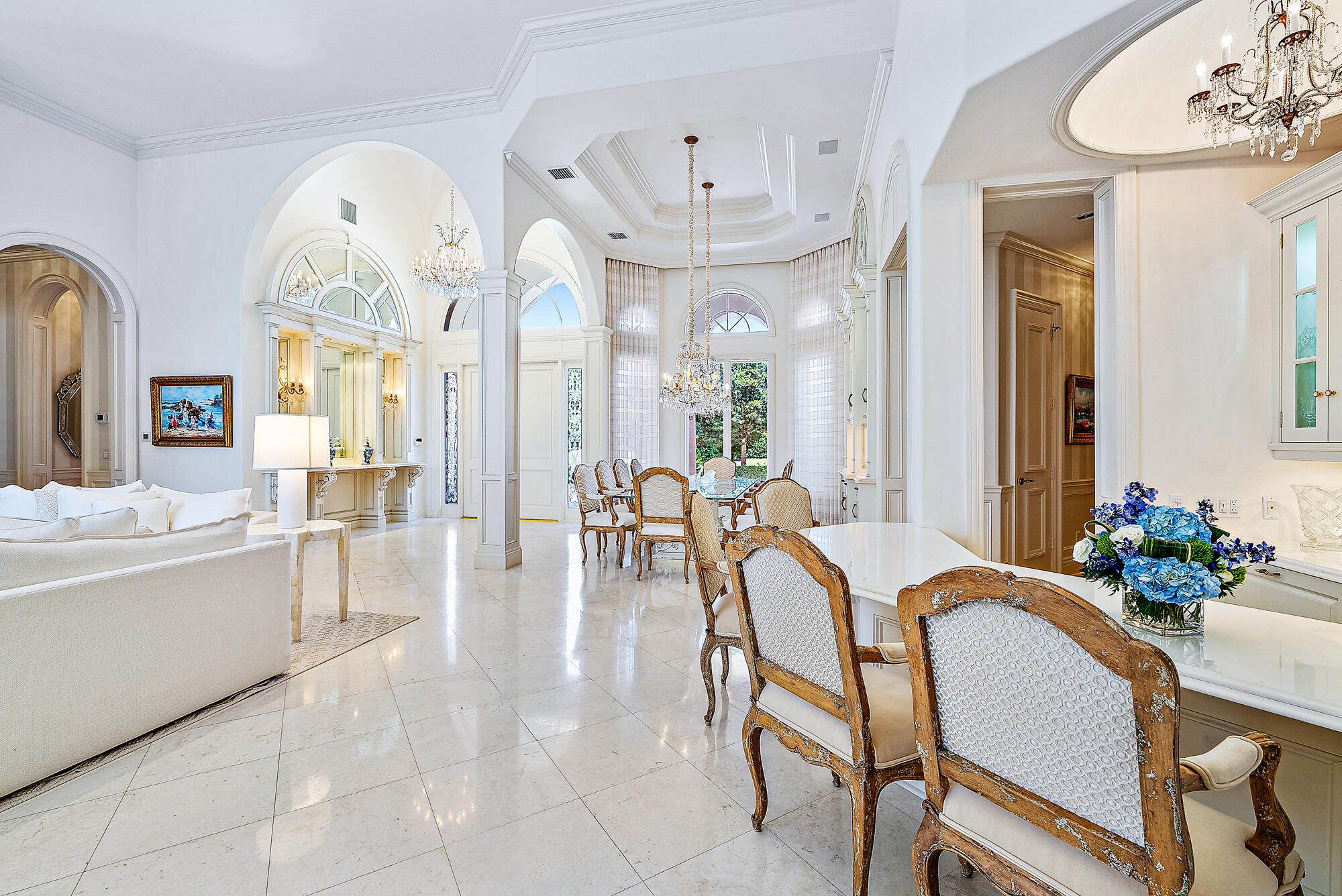Jupiter Hills Village - Residential