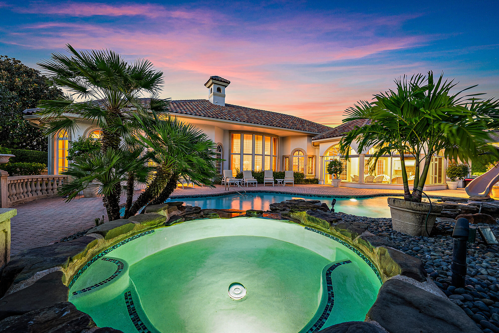 Jupiter Hills Village - Residential